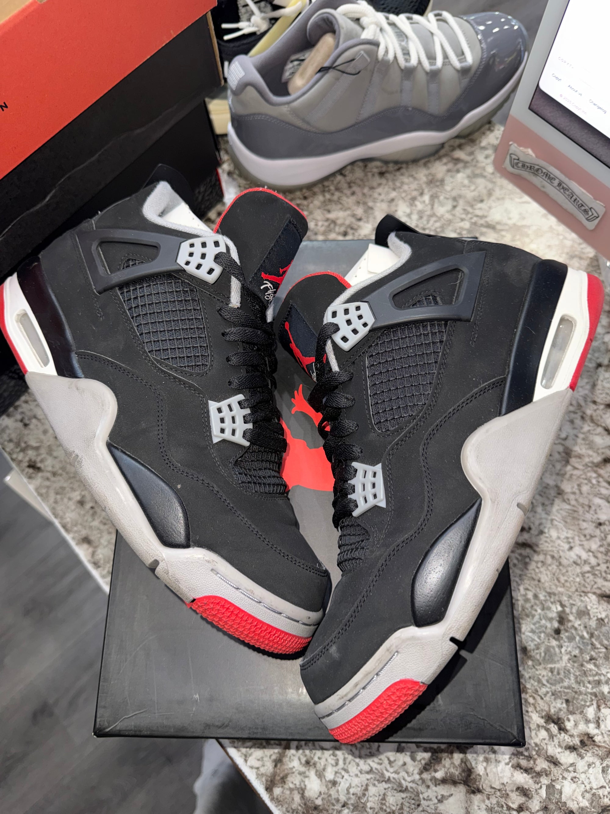 Jordan 4 Retro Bred (2019)