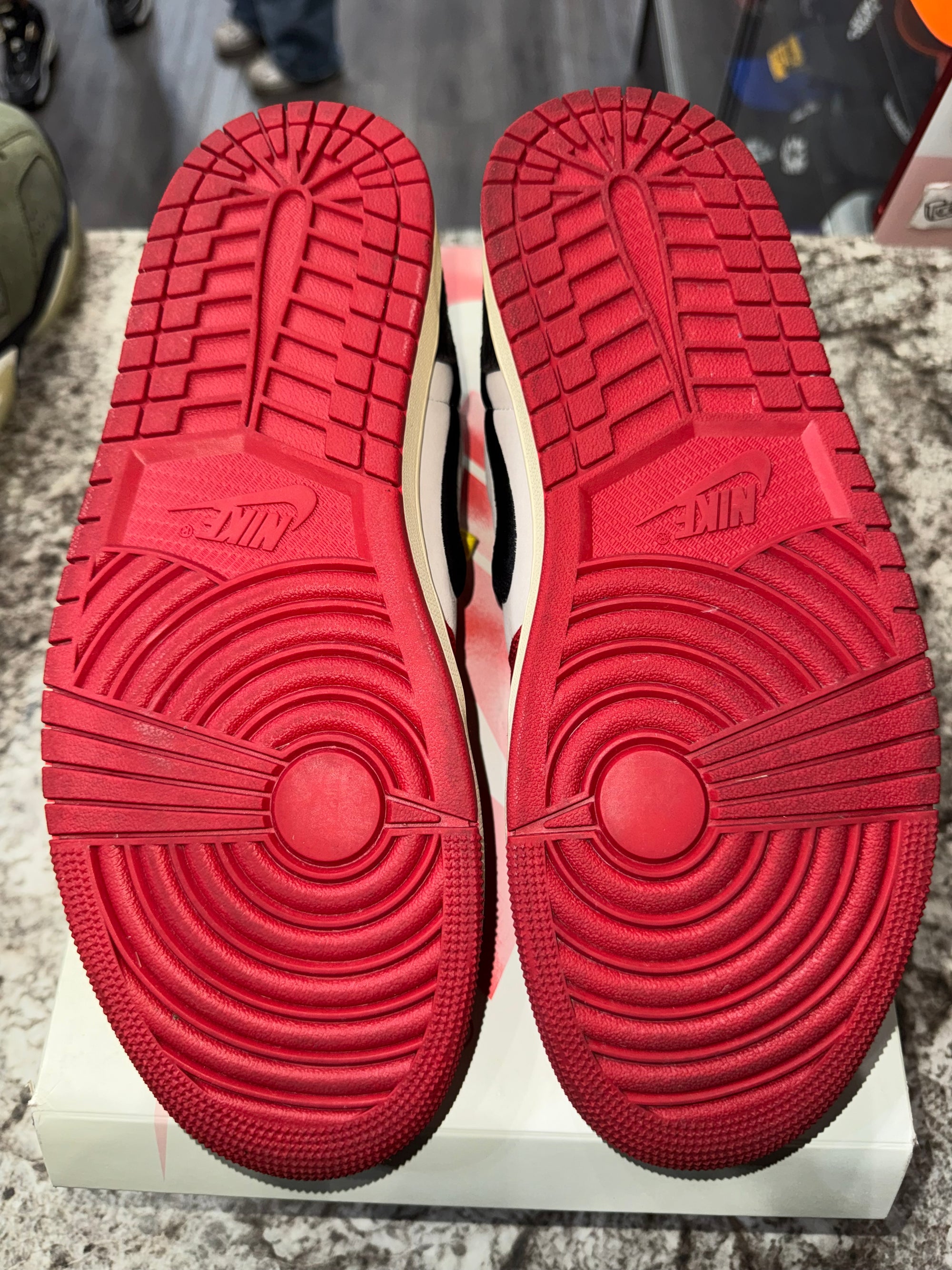 Jordan 1 Retro Low OG Trophy Room Rookie Card Away