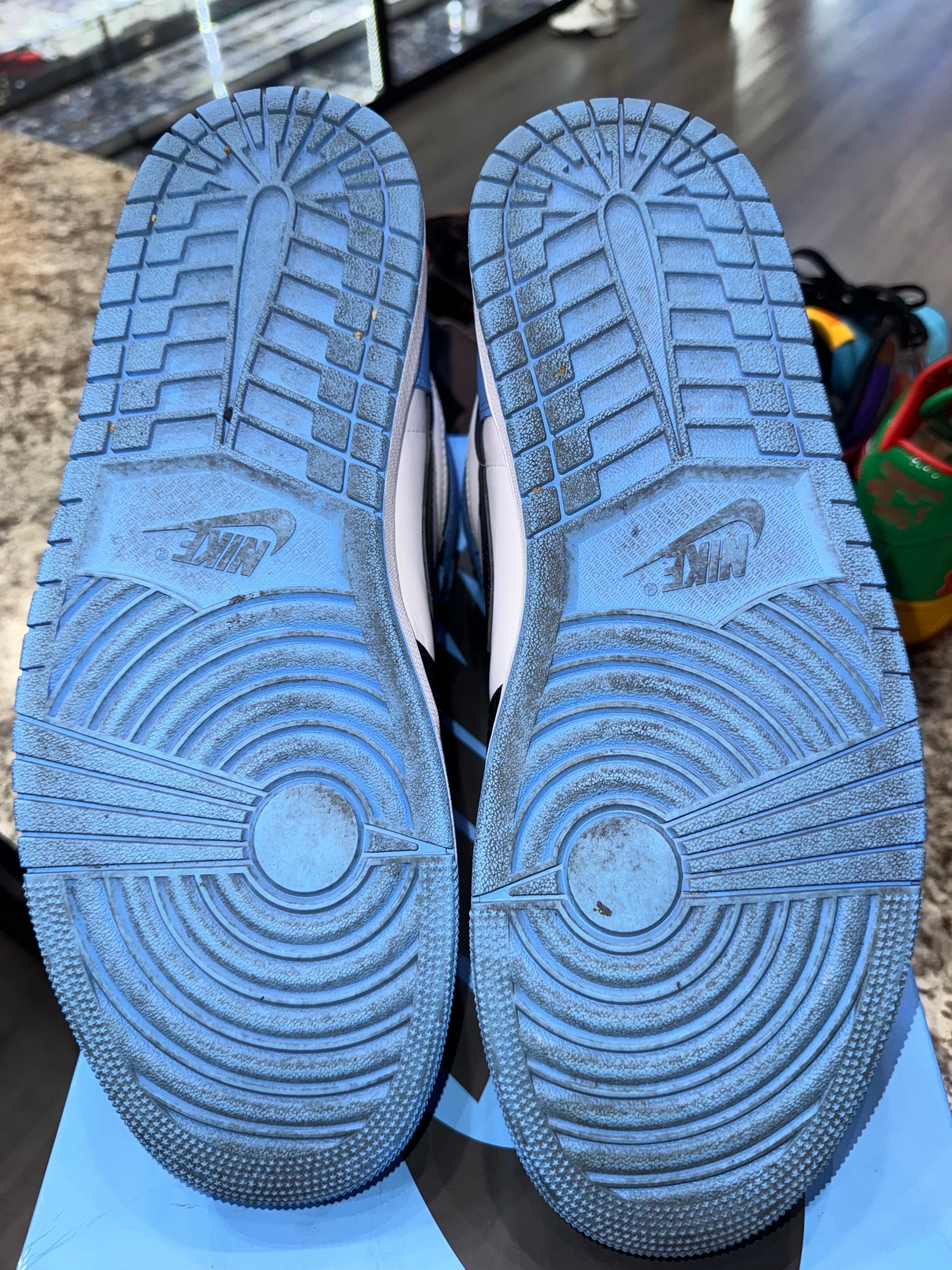 Jordan 1 Retro High OG UNC Toe