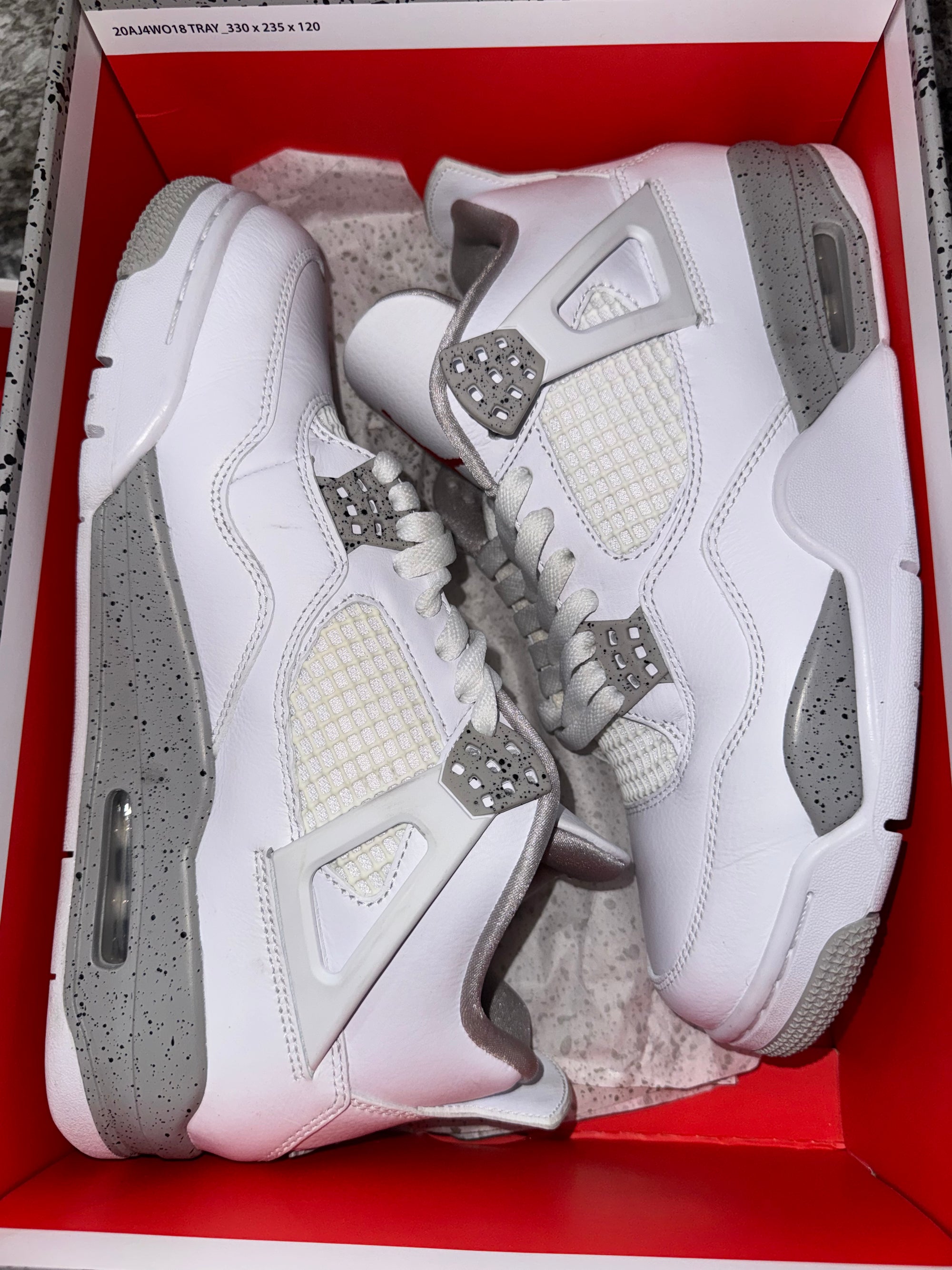 Jordan 4 Retro White Oreo (2021)