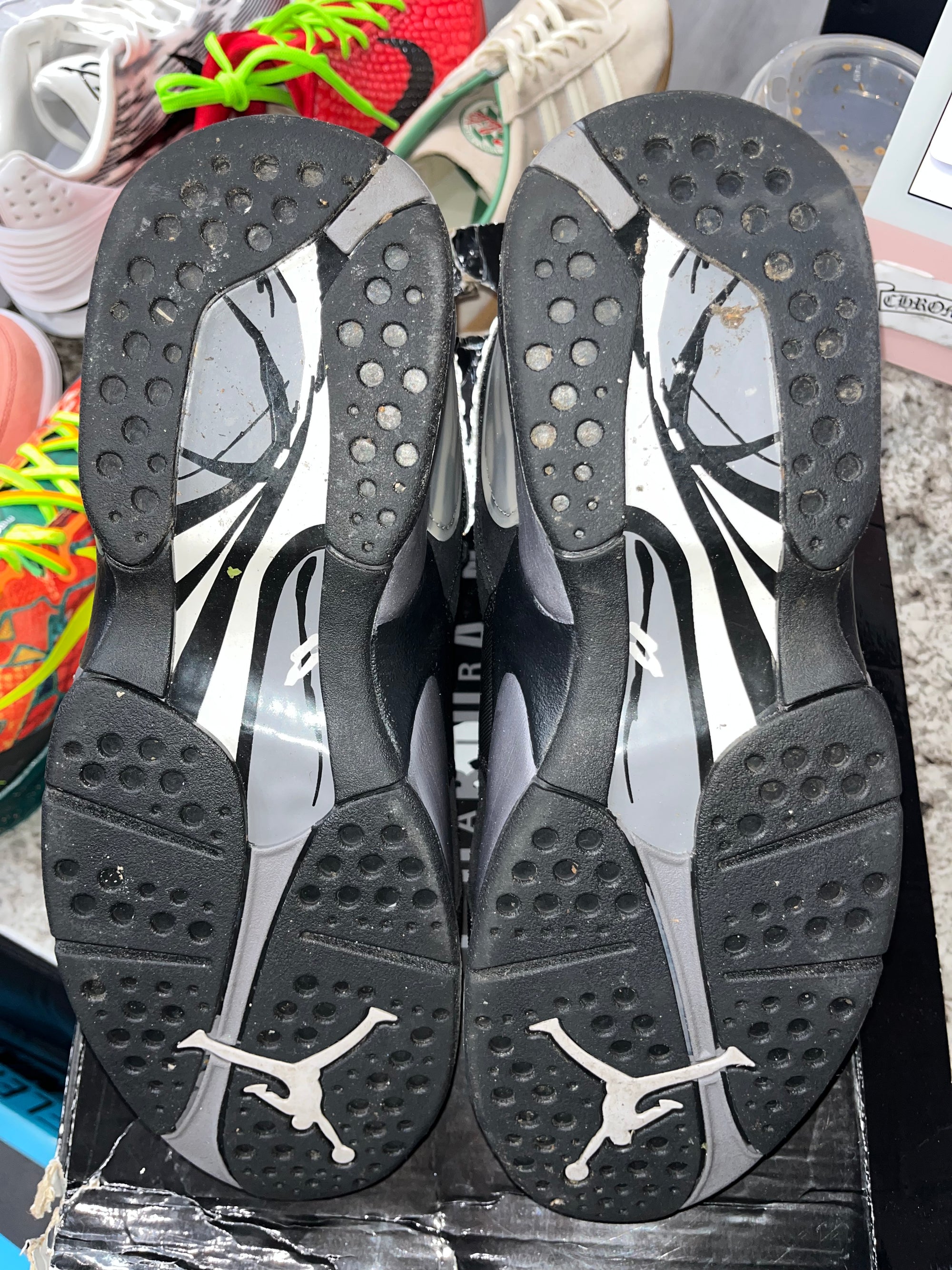 Jordan 8 Retro Winterized Gunsmoke (DAMAGED BOX)