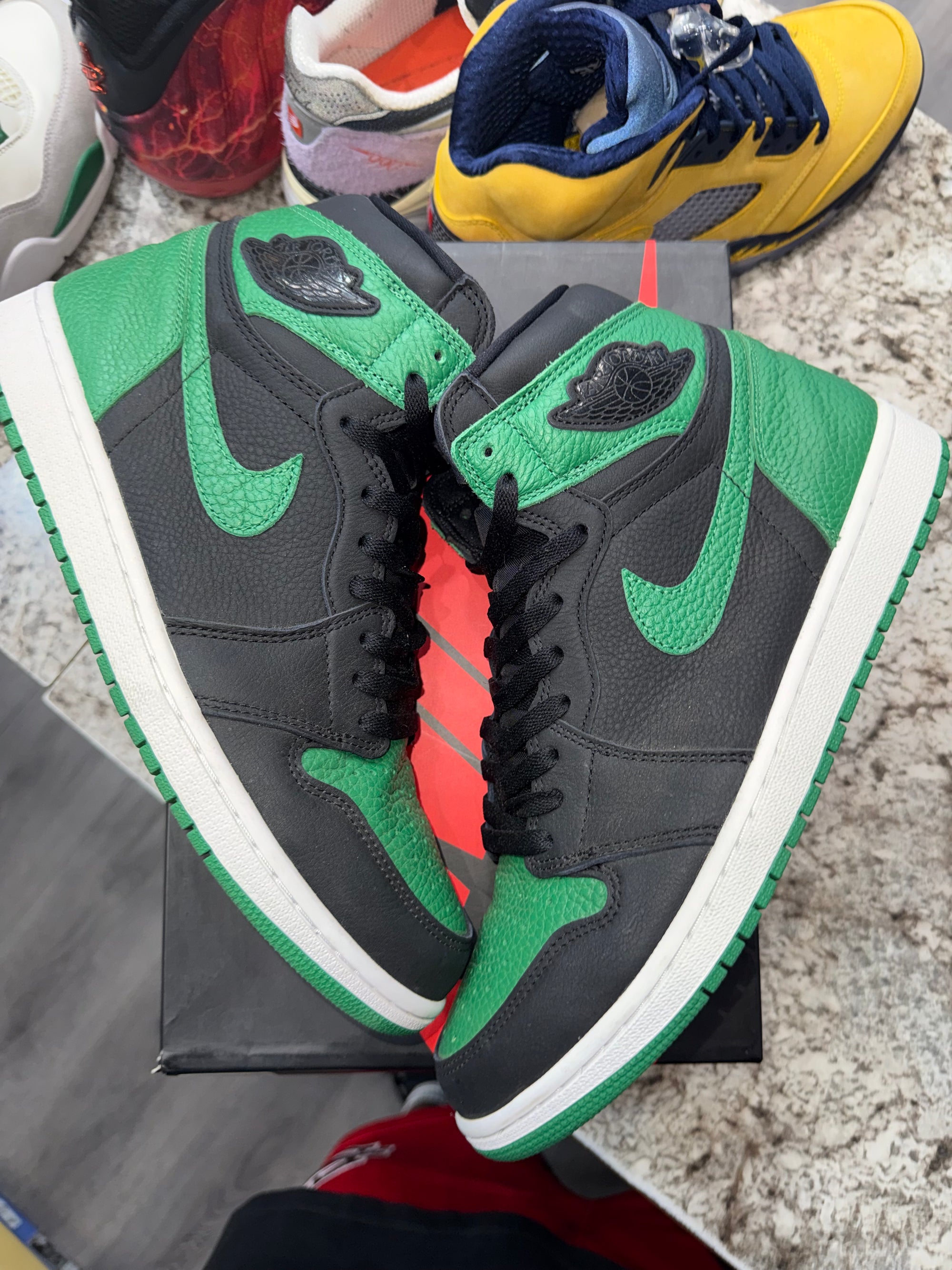 Jordan 1 Retro High Pine Green Black
