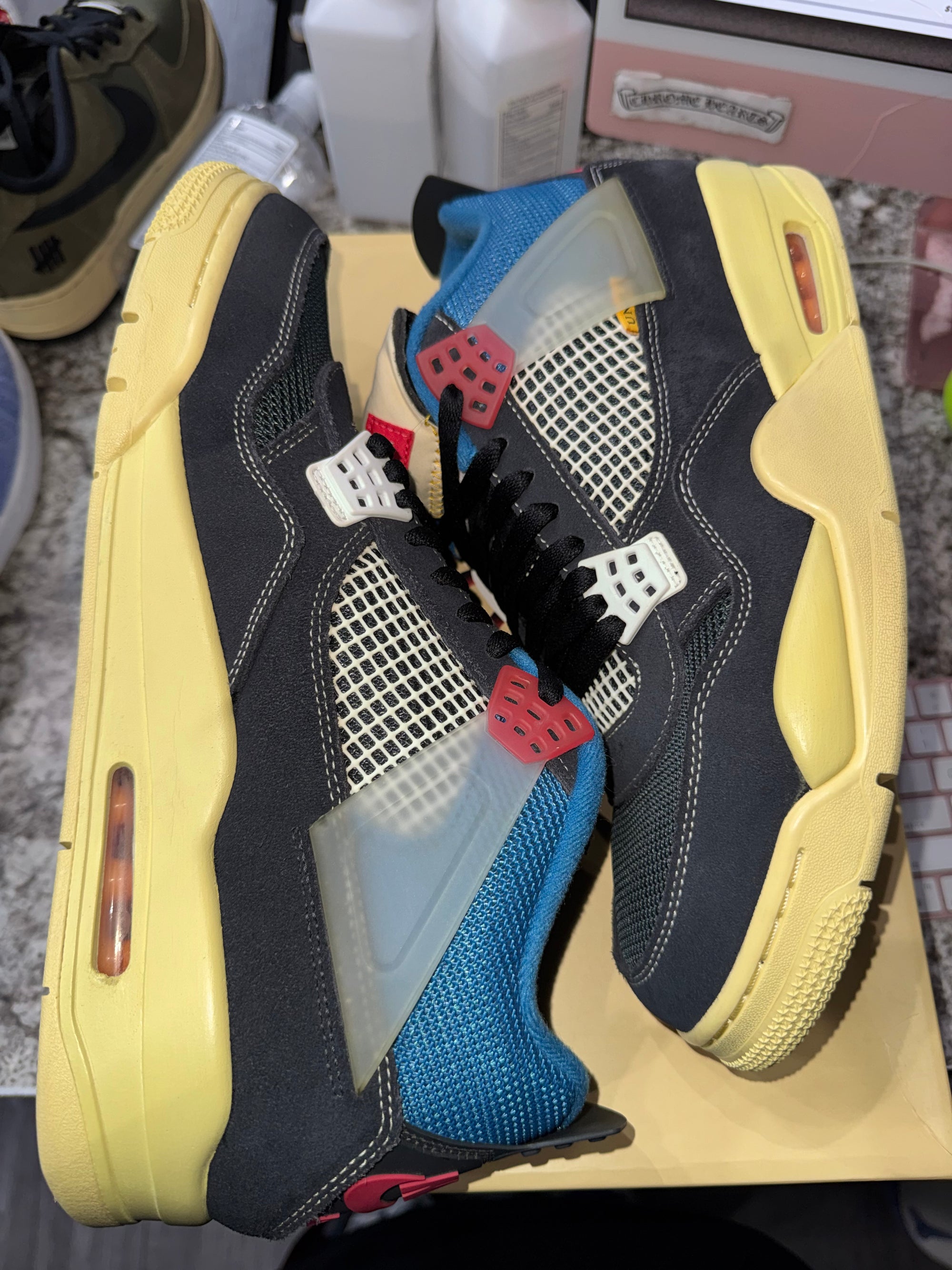 Jordan 4 Retro Union Off Noir