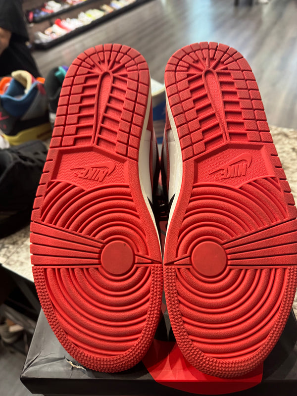 Jordan 1 Retro High Track Red