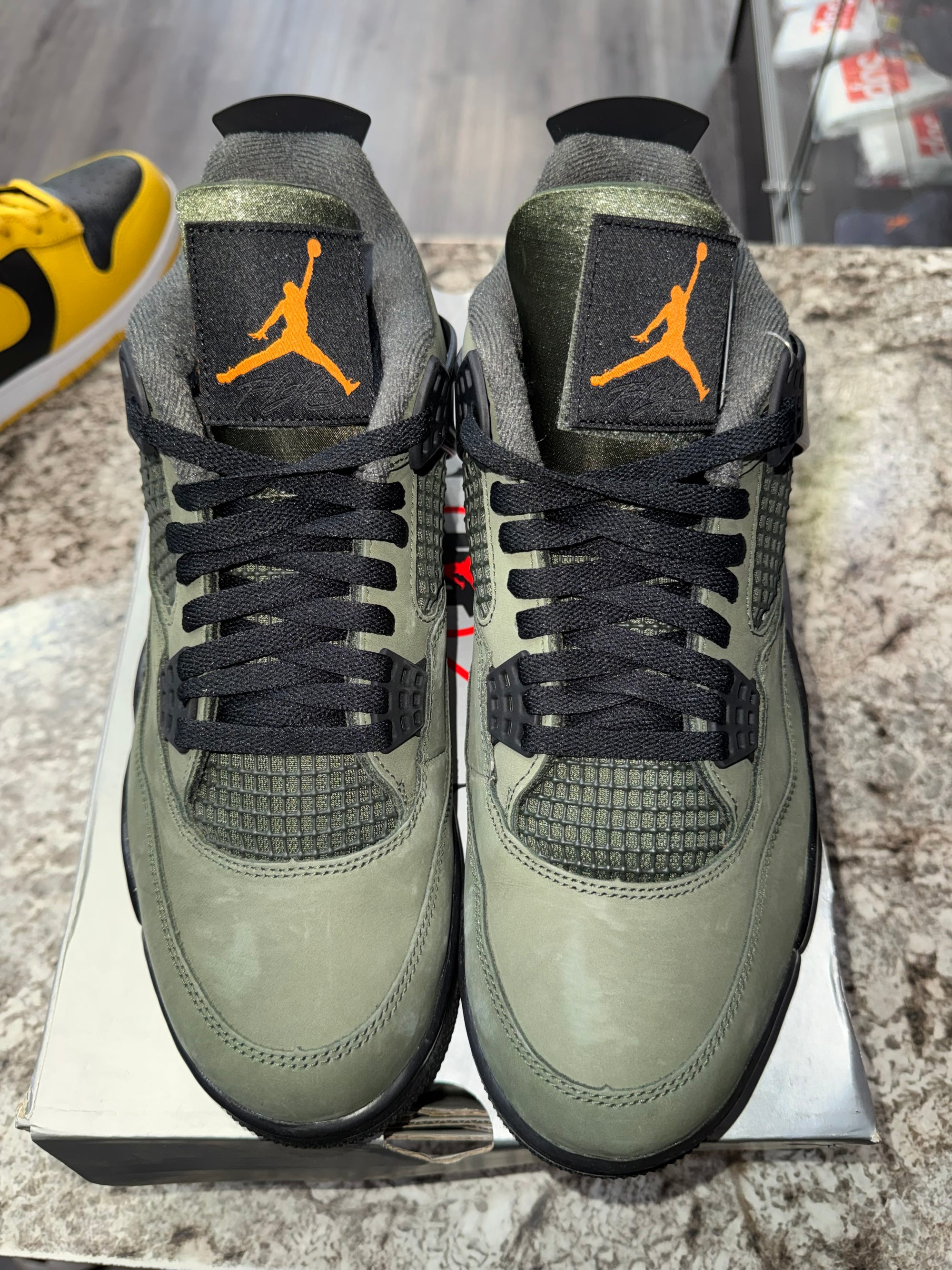 Jordan 4 Retro OG SP Undefeated (2025)