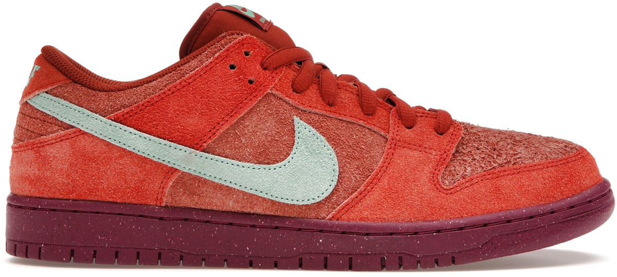 Nike SB Dunk Low Mystic Red Rosewood