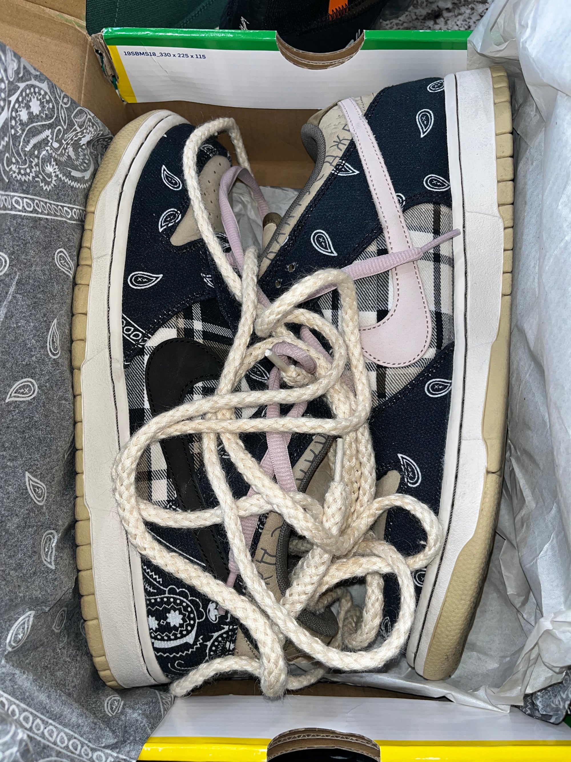 Nike SB Dunk Low Travis Scott