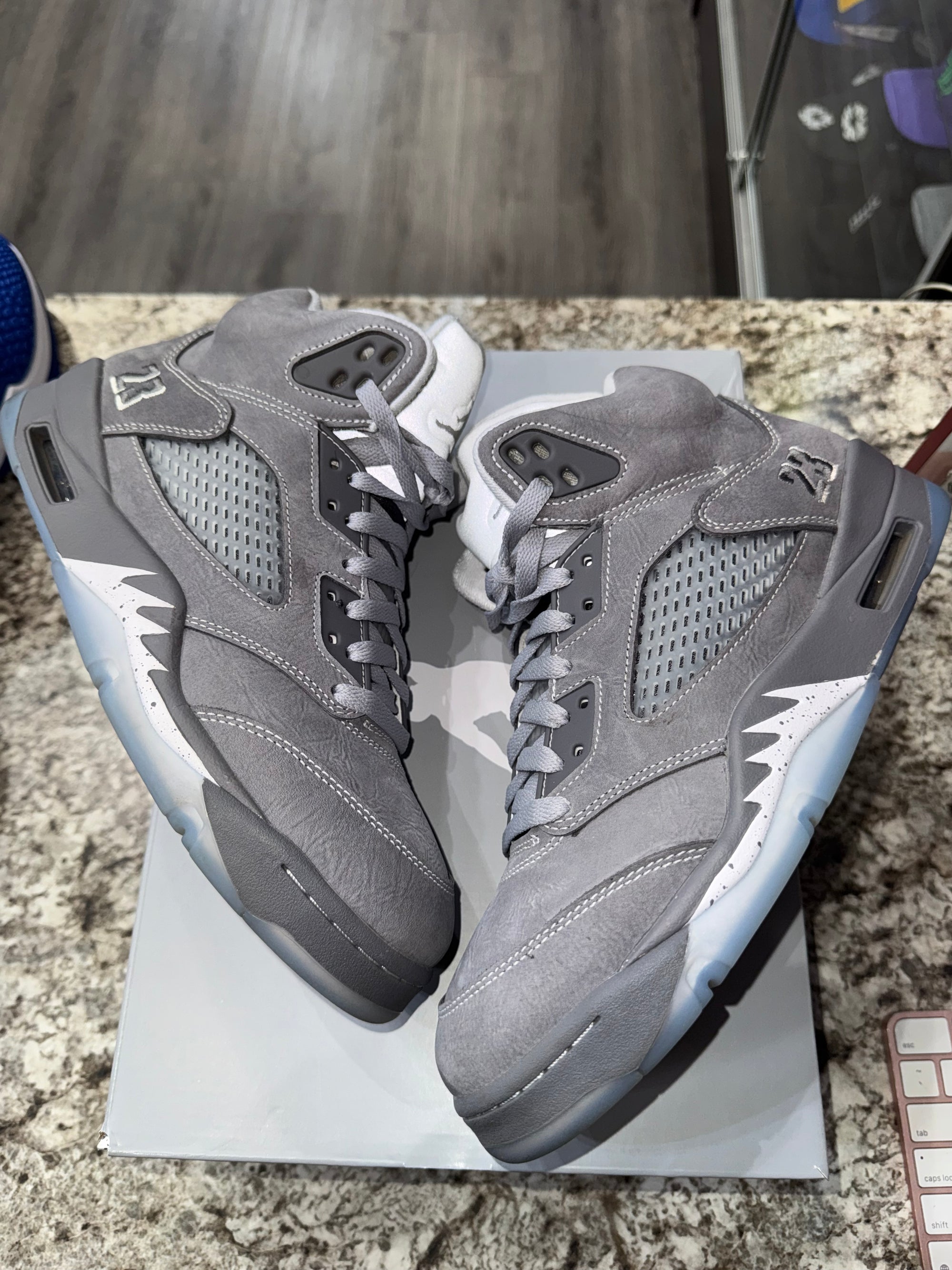 Jordan 5 Retro Wolf Grey (2026)