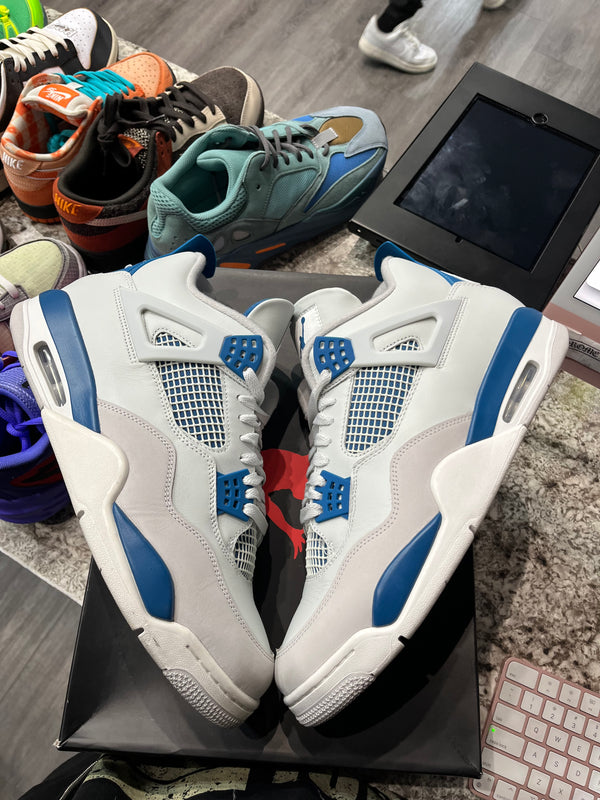 Jordan 4 Retro Military Blue (2024)