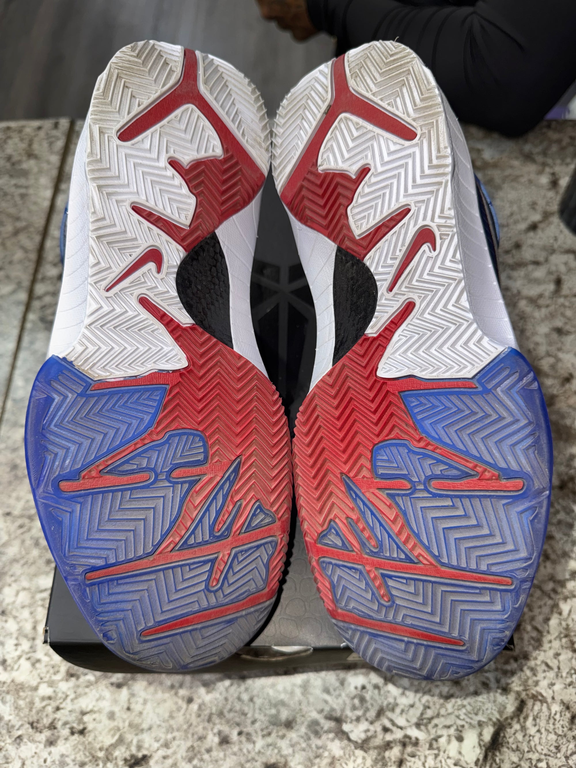 Nike Kobe 4 Protro Philly (2024)