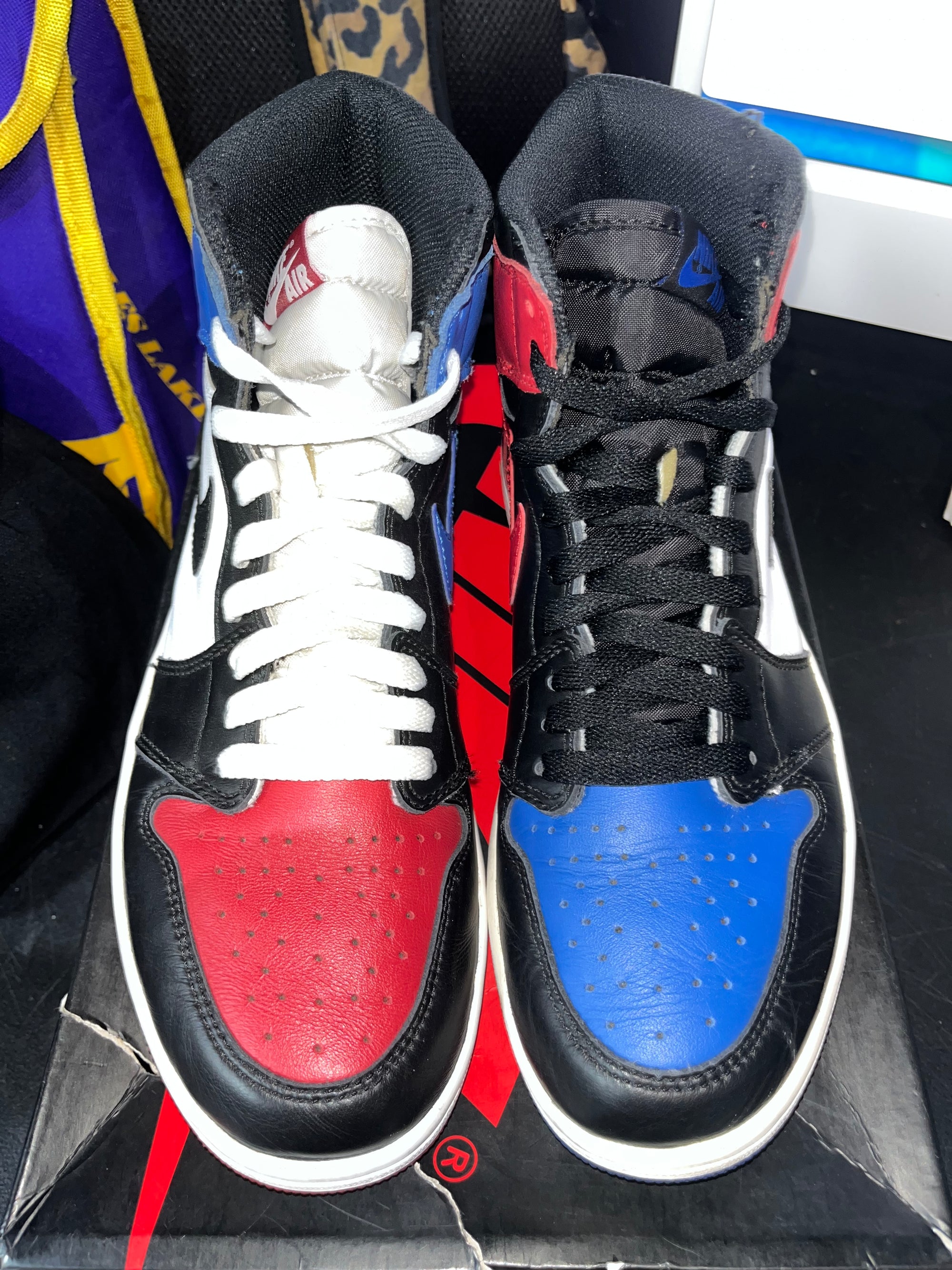 Jordan 1 Retro Top 3 (DAMAGD BOX)