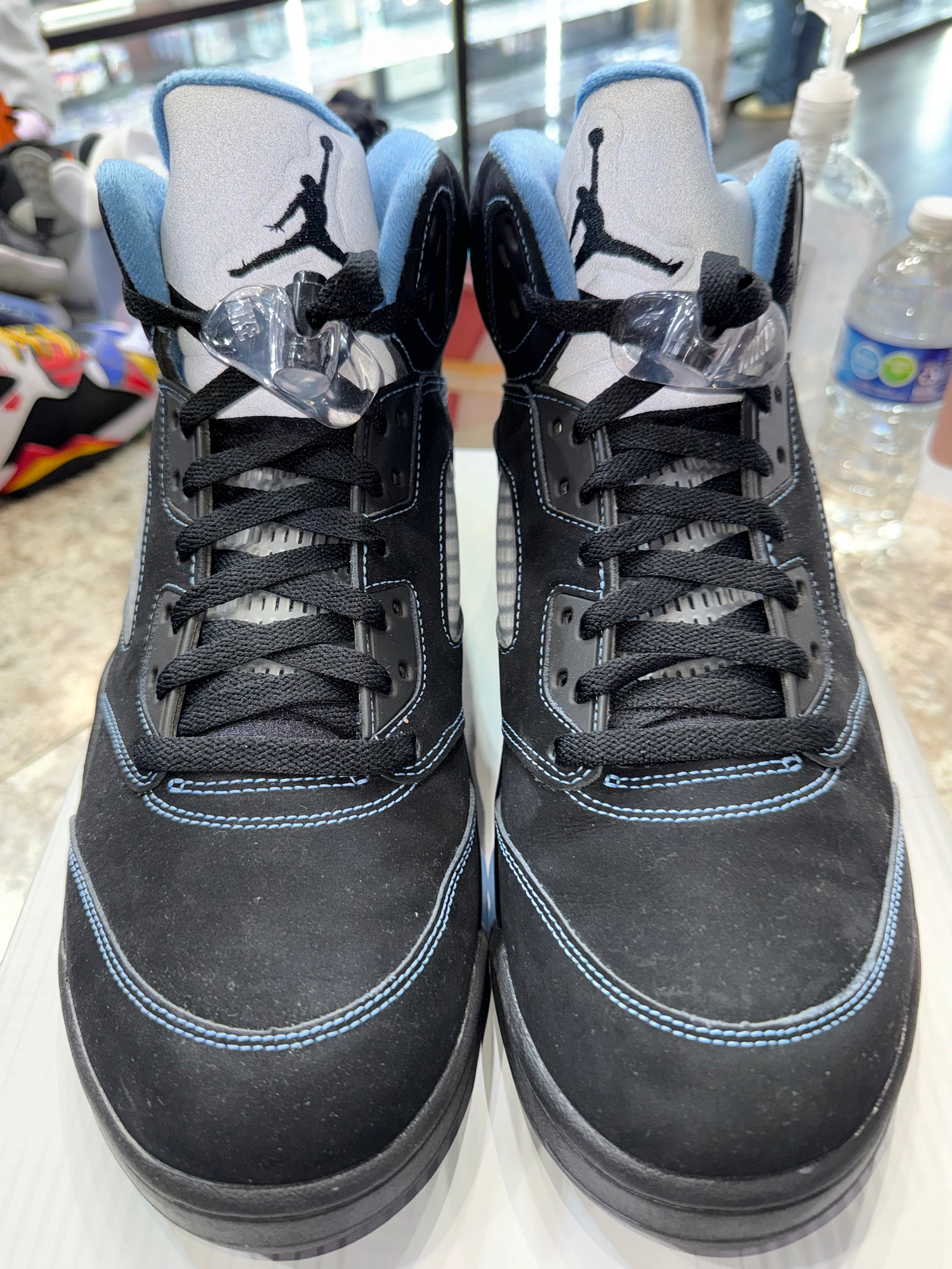 Jordan 5 Retro Black University Blue (2026)