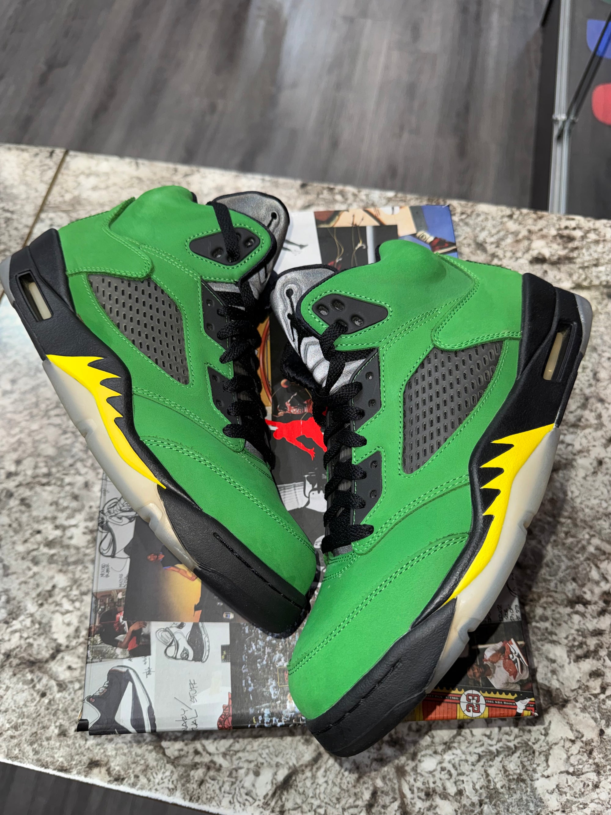 Jordan 5 Retro SE Oregon