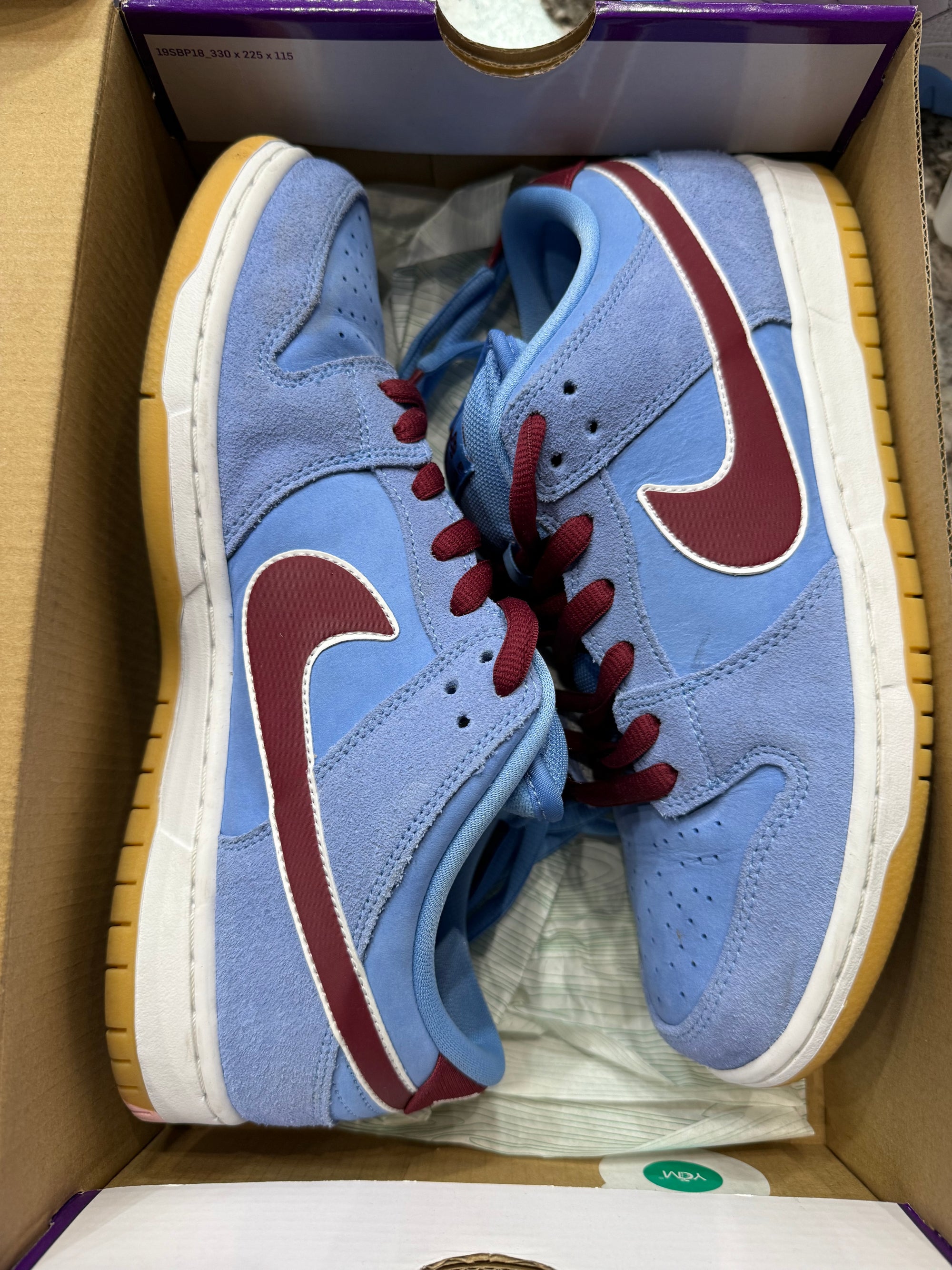 Nike SB Dunk Low Philadelphia Phillies