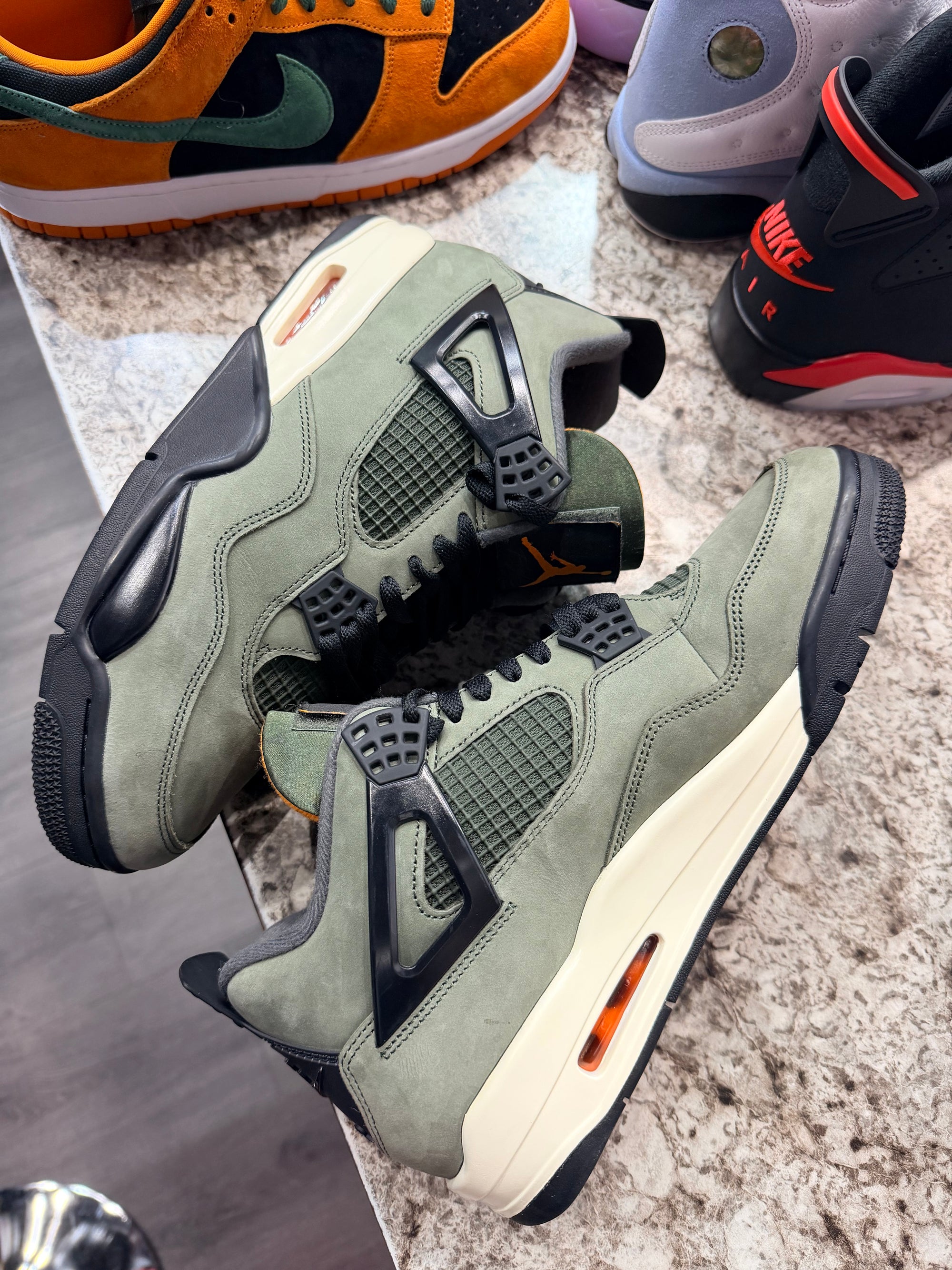 Jordan 4 Retro OG SP Undefeated (2025)