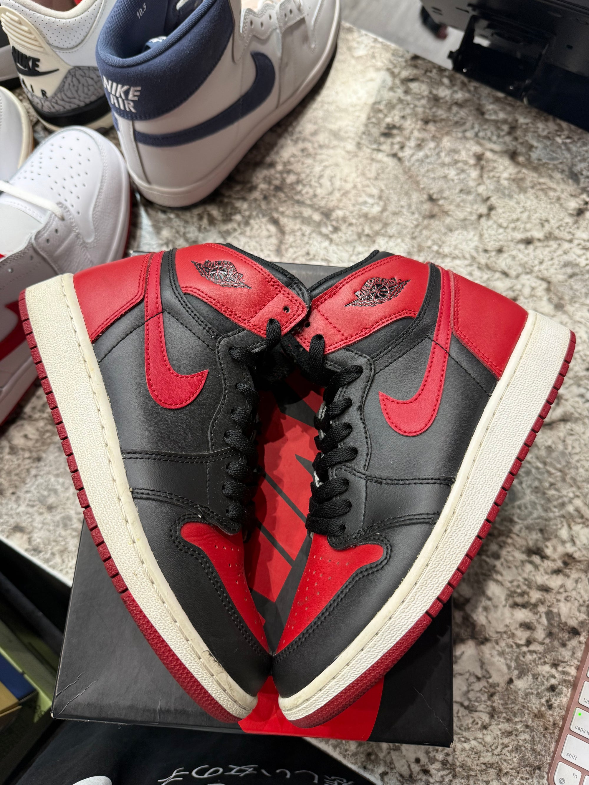 Jordan 1 Retro Bred Banned (2016) (GS)