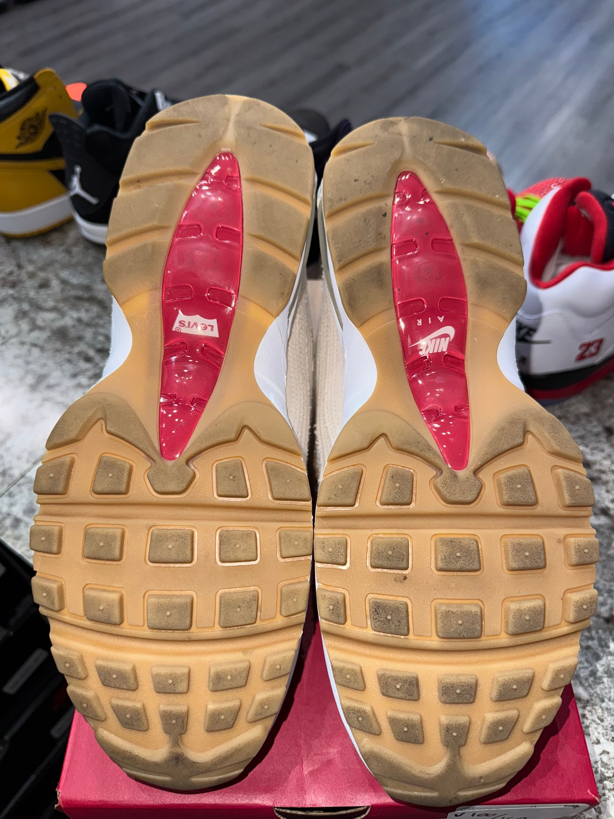 Nike Air Max 95 OG Levis Light Orewood Brown