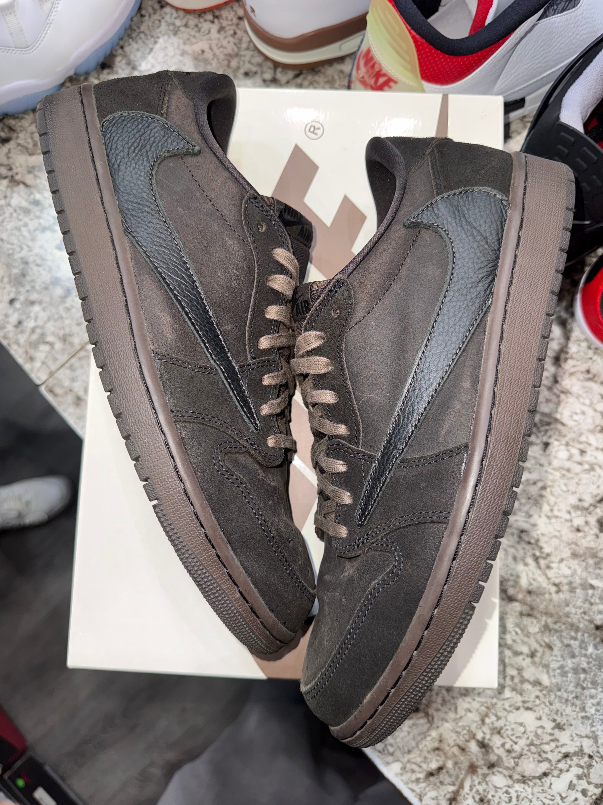 Jordan 1 Retro Low OG SP Travis Scott Velvet Brown