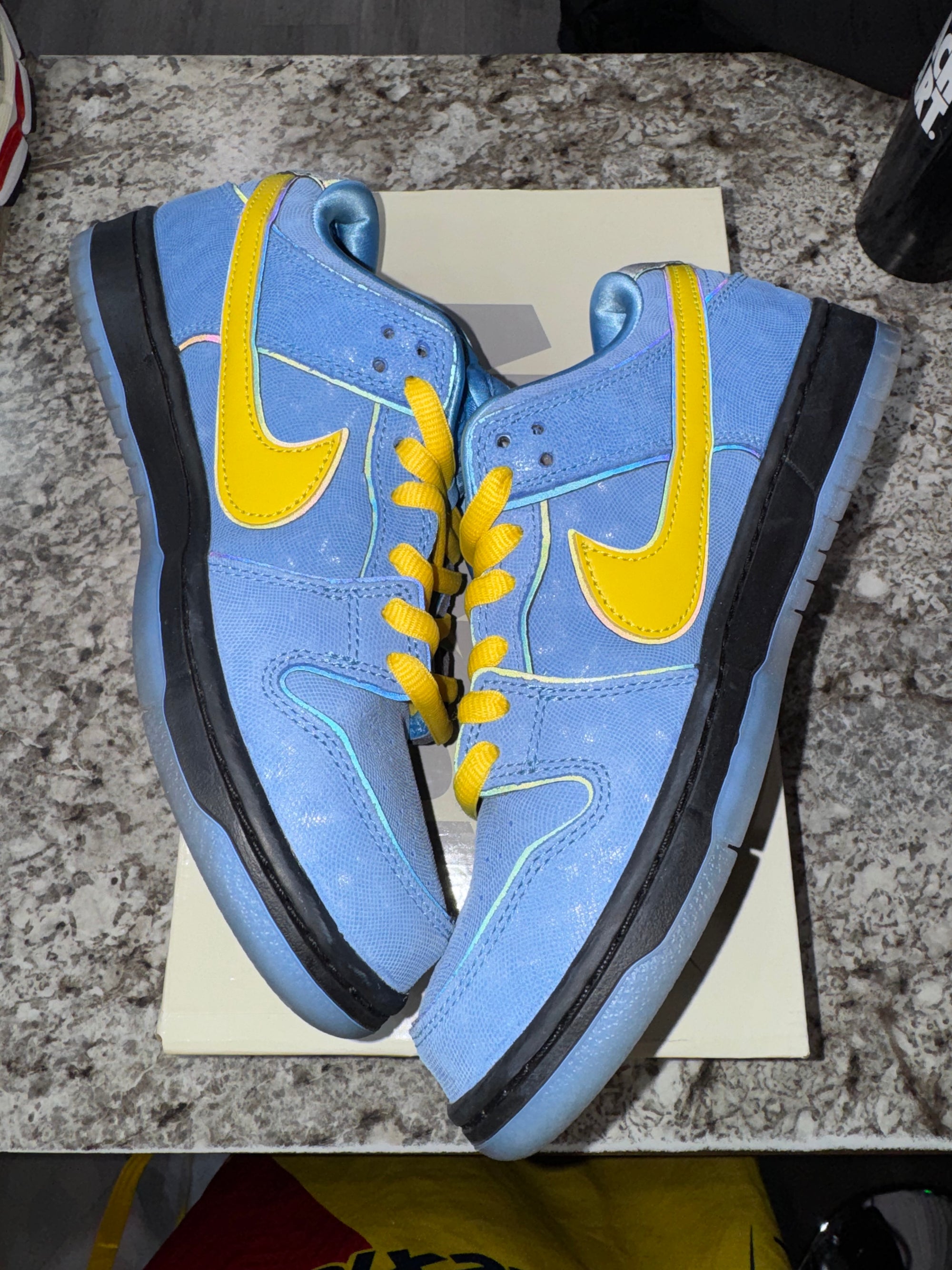 Nike SB Dunk Low The Powerpuff Girls Bubbles