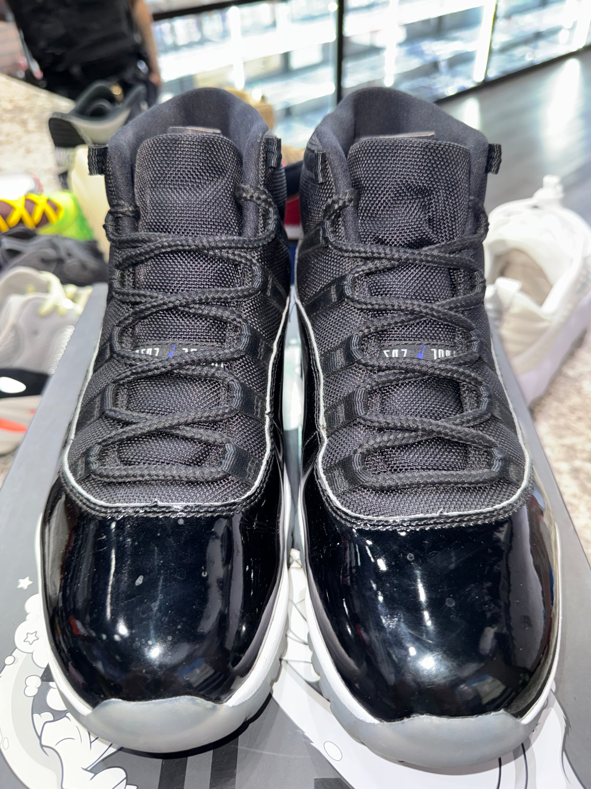 Jordan 11 Retro Space Jam (2016)