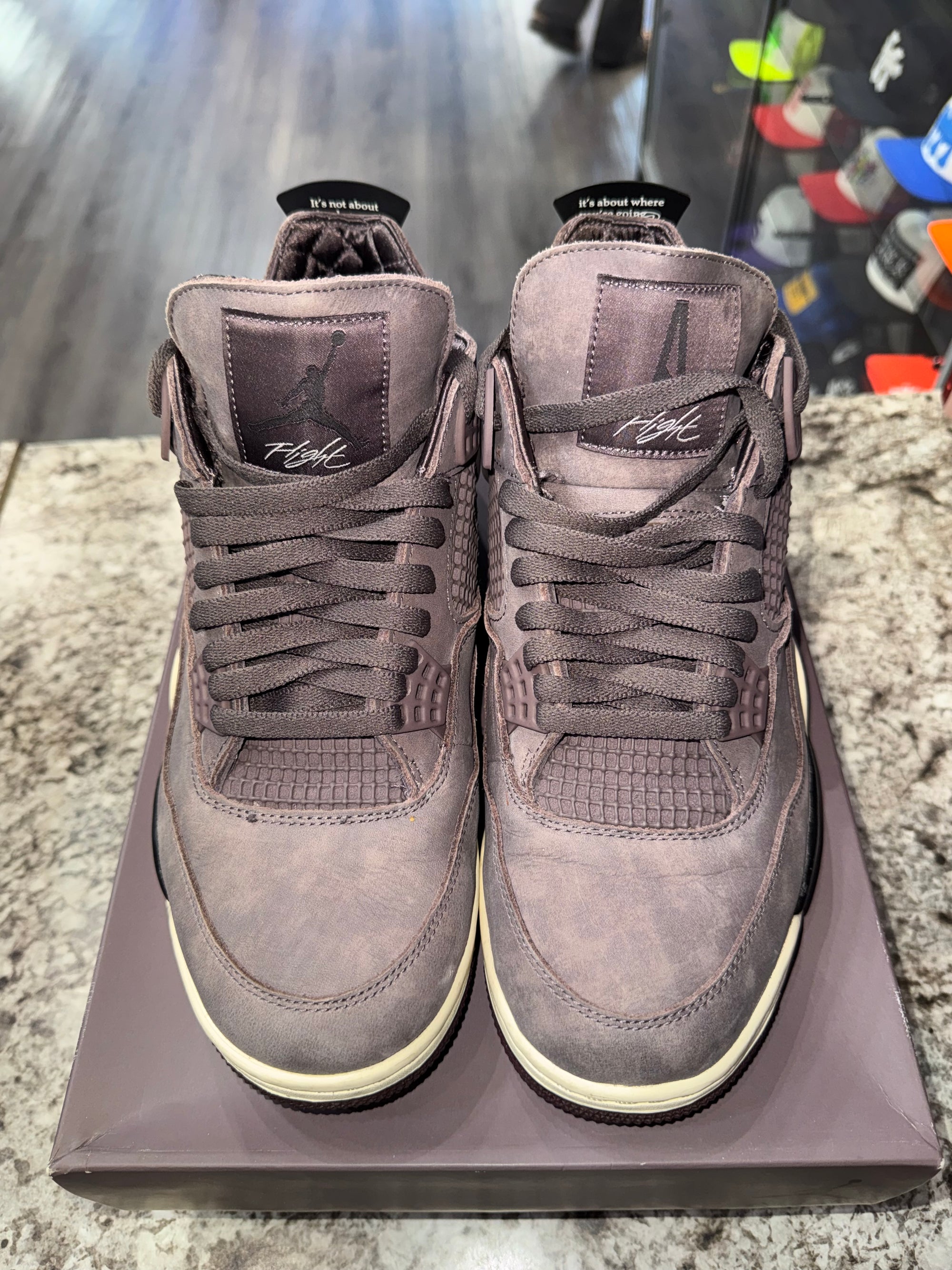 Jordan 4 Retro SP A Ma Maniére Violet Ore