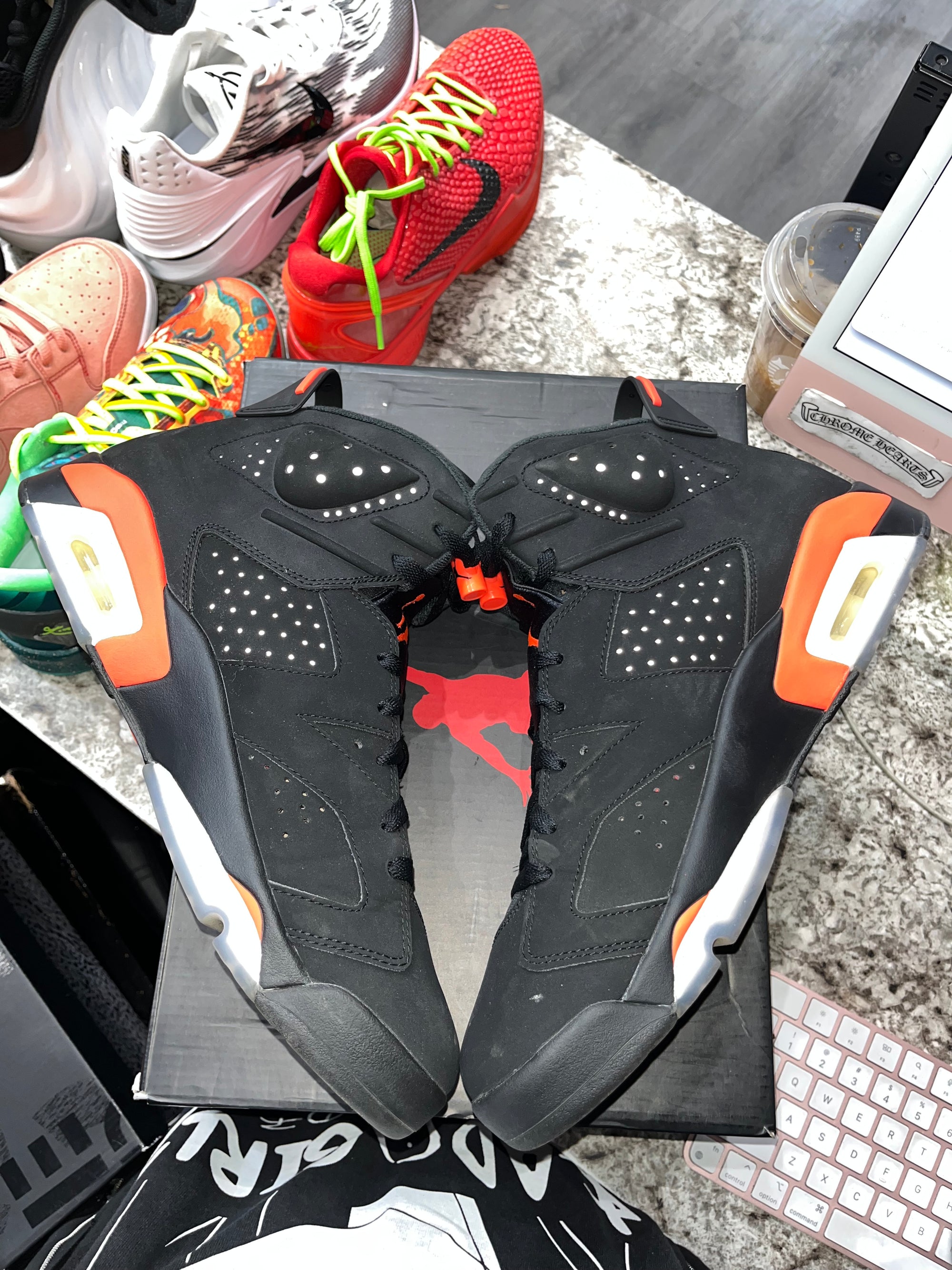 Jordan 6 Retro Black Infrared (2019)