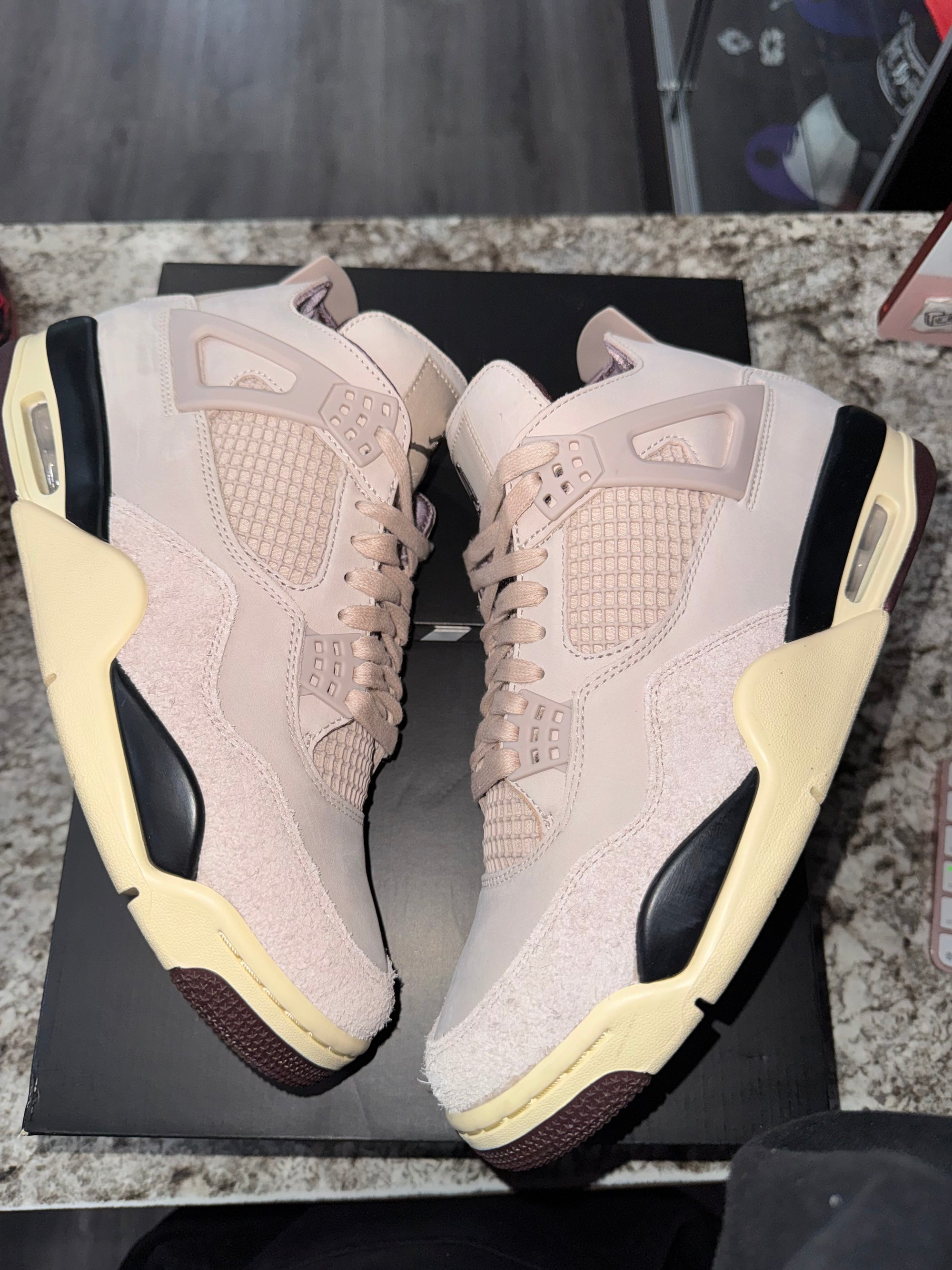 Jordan 4 Retro OG SP A Ma Maniére While You Were Sleeping (Women's)