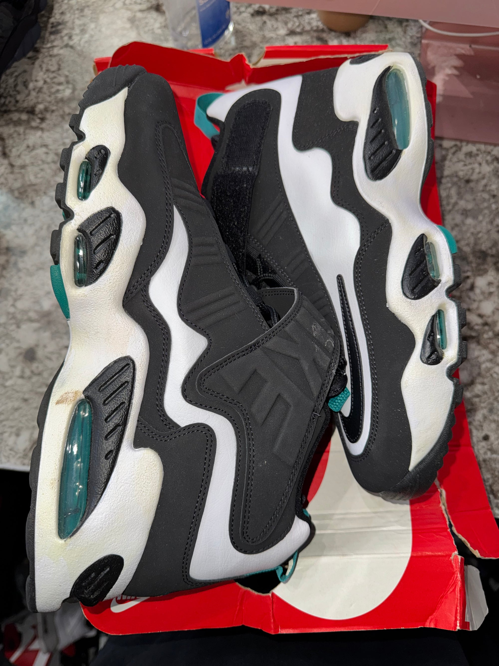 Nike Air Griffey Max 1 White Freshwater (2021) (DAMAGED BOX)