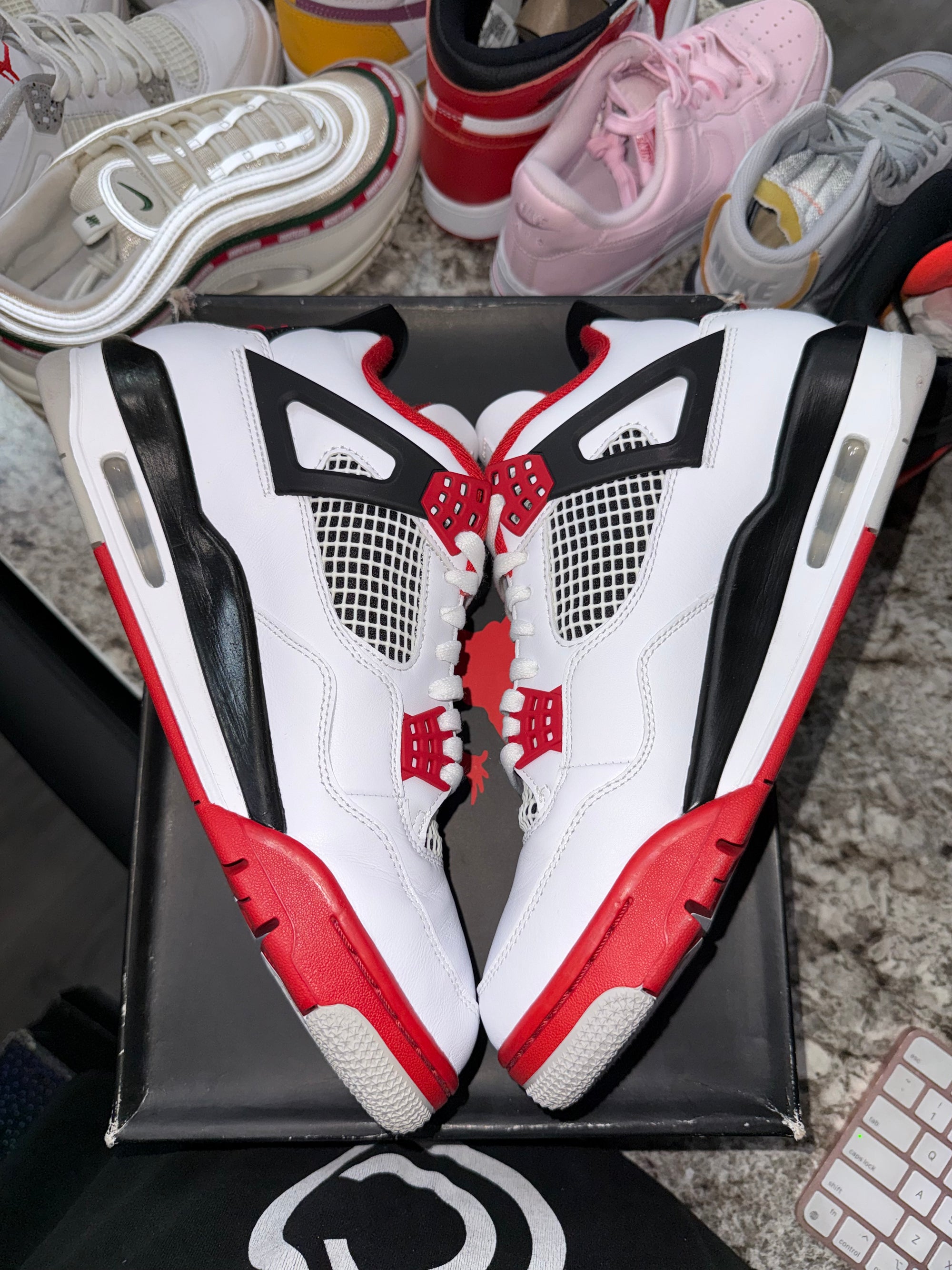 Jordan 4 Retro Fire Red (2020)