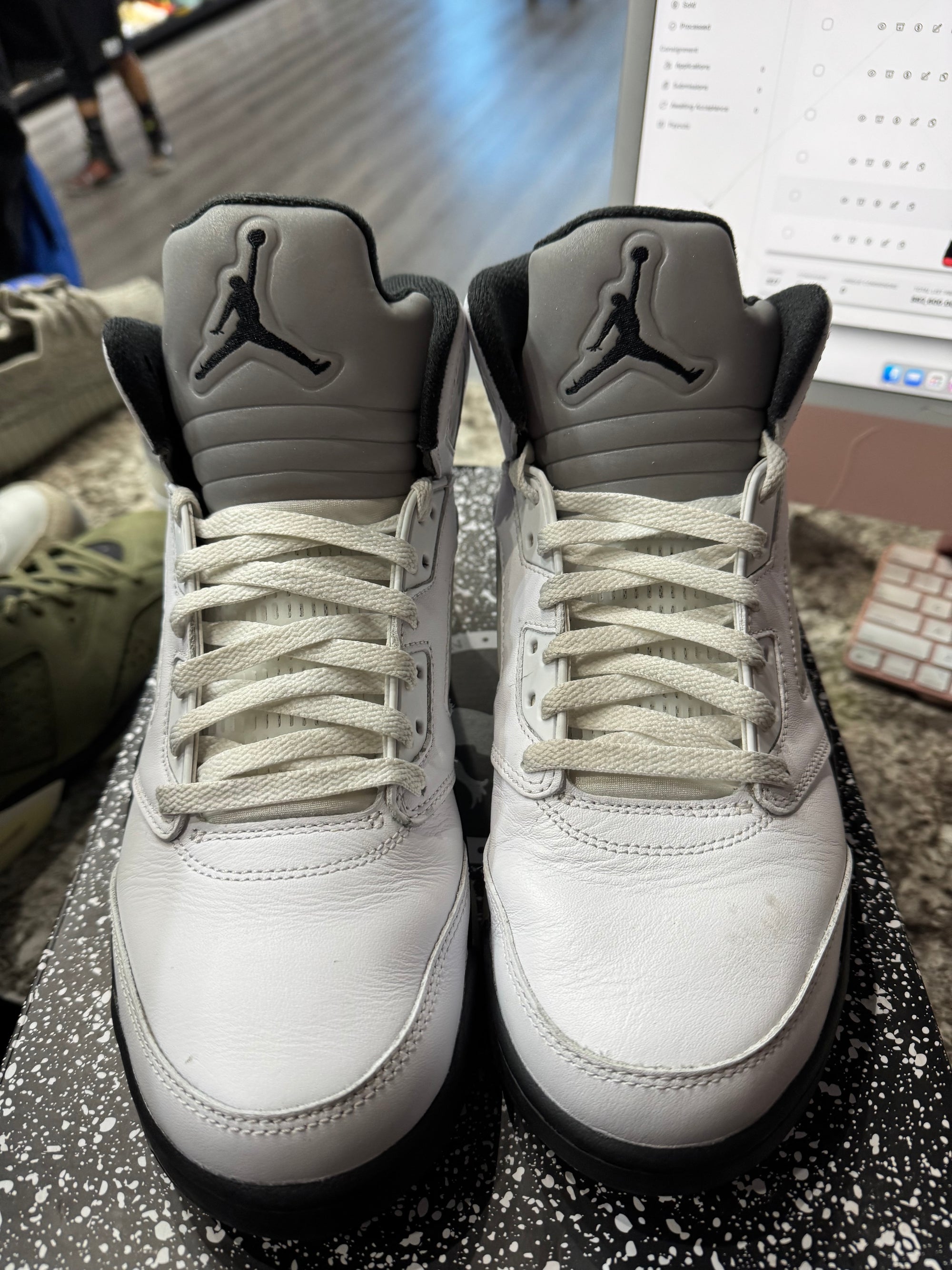 Jordan 5 Retro Reverse Metallic