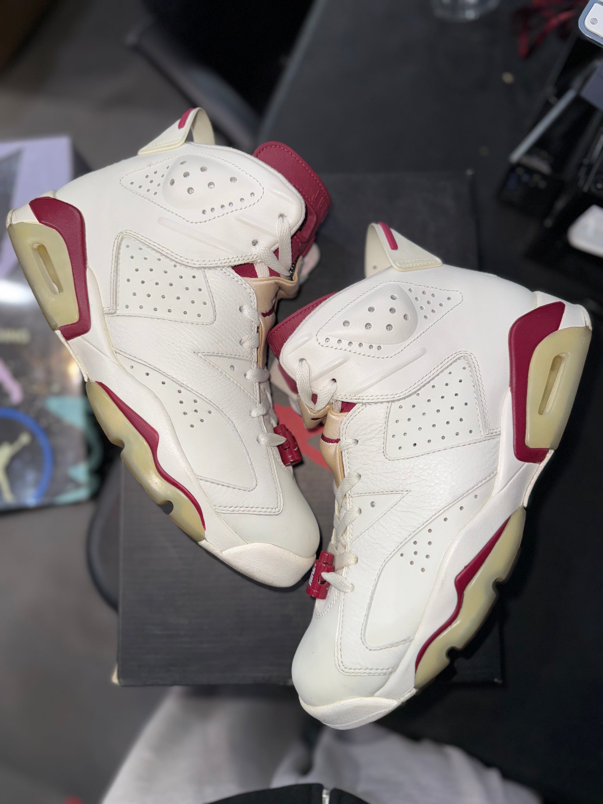 Jordan 6 Retro Maroon (2015)