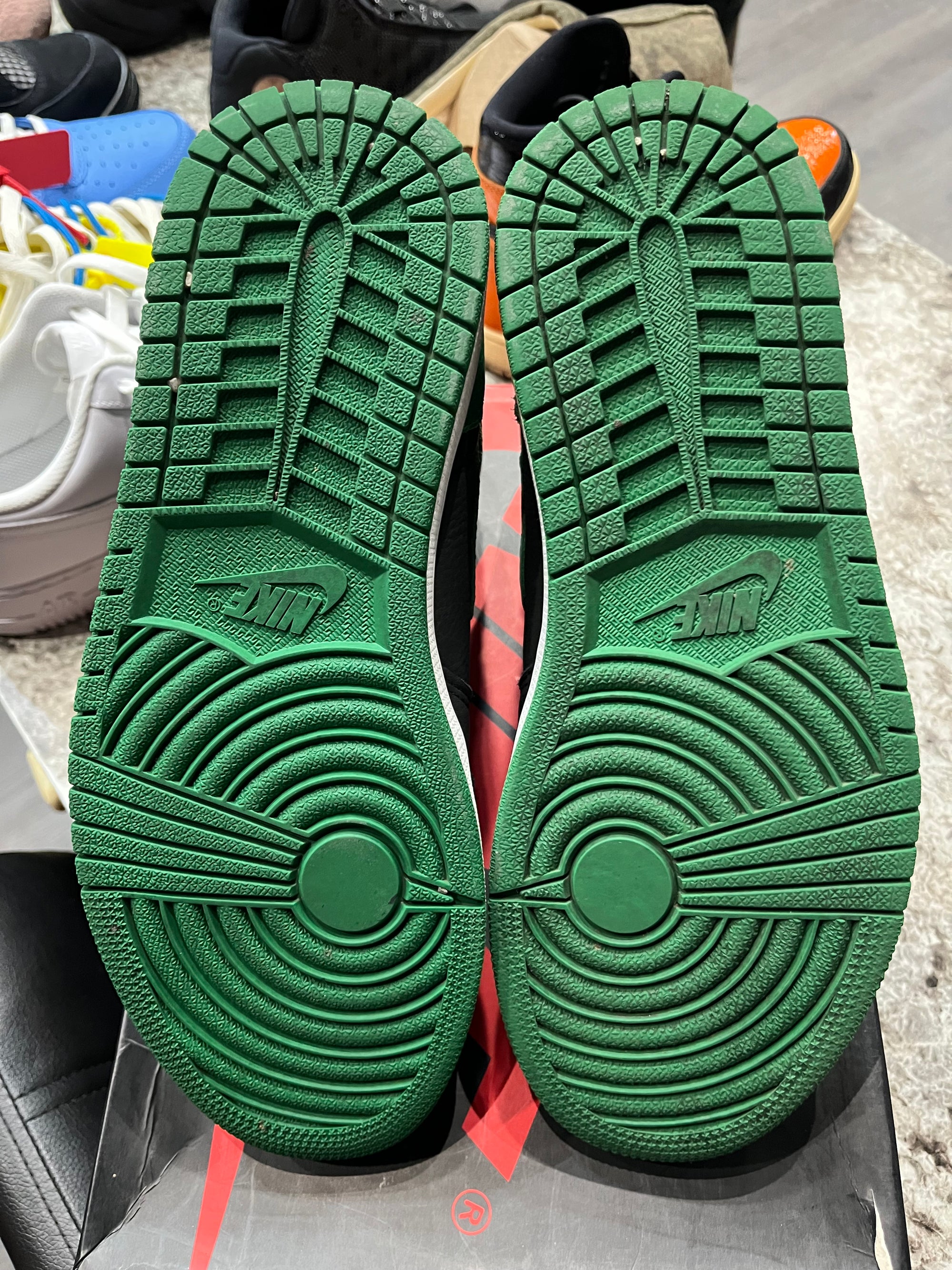 Jordan 1 Retro High Pine Green Black