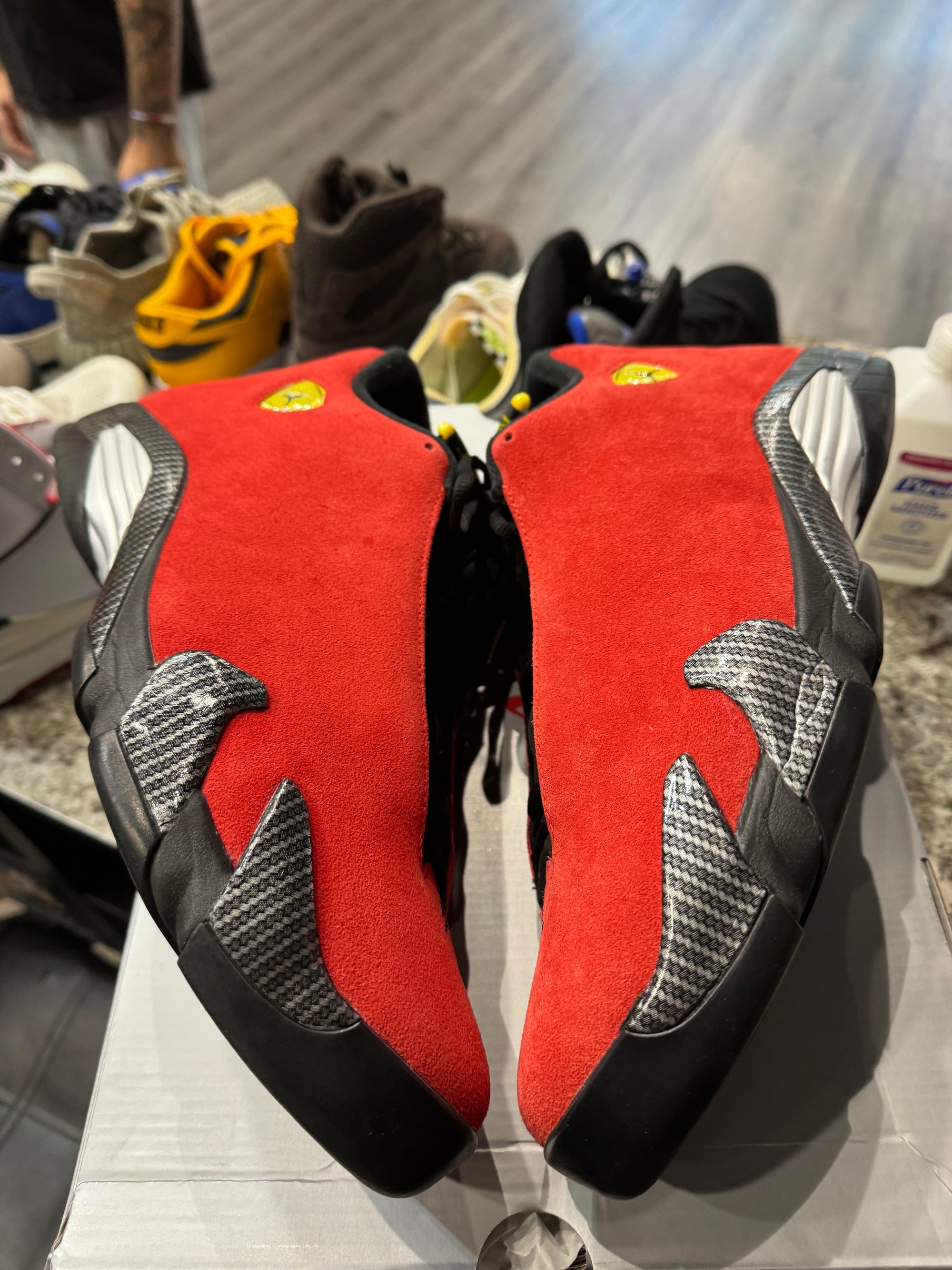 Jordan 14 Retro Ferrari (2025)