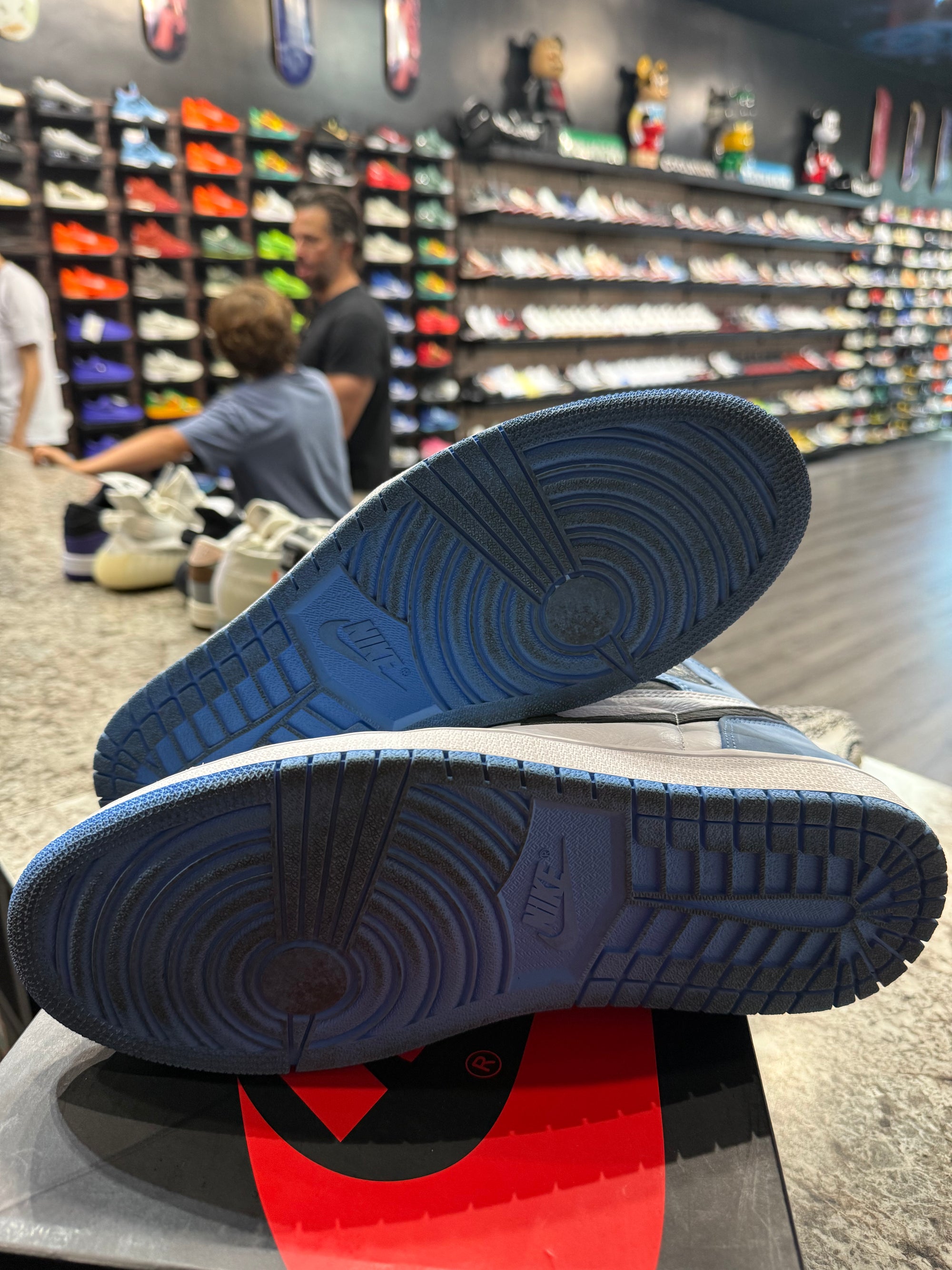Jordan 1 Retro High OG University Blue