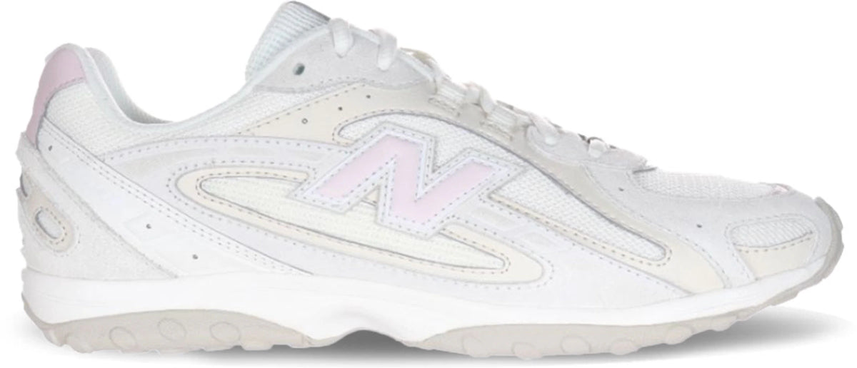 New Balance 204L Sea Salt Pink