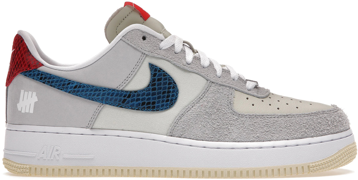 Nike Air Force 1 Low SP Undefeated 5 On It Dunk vs. AF1