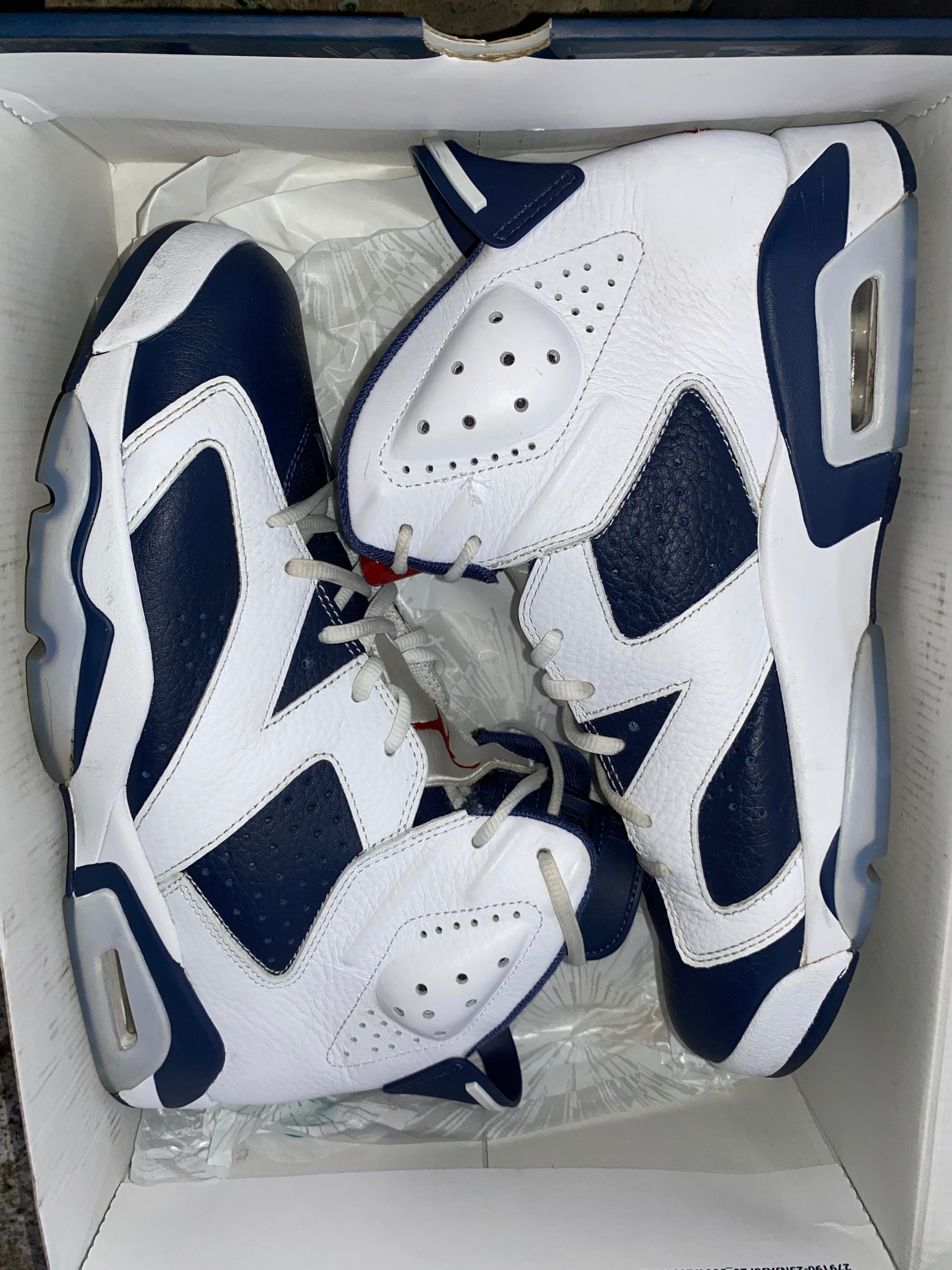 Jordan 6 Retro Olympic (2024) (DAMAGED BOX)