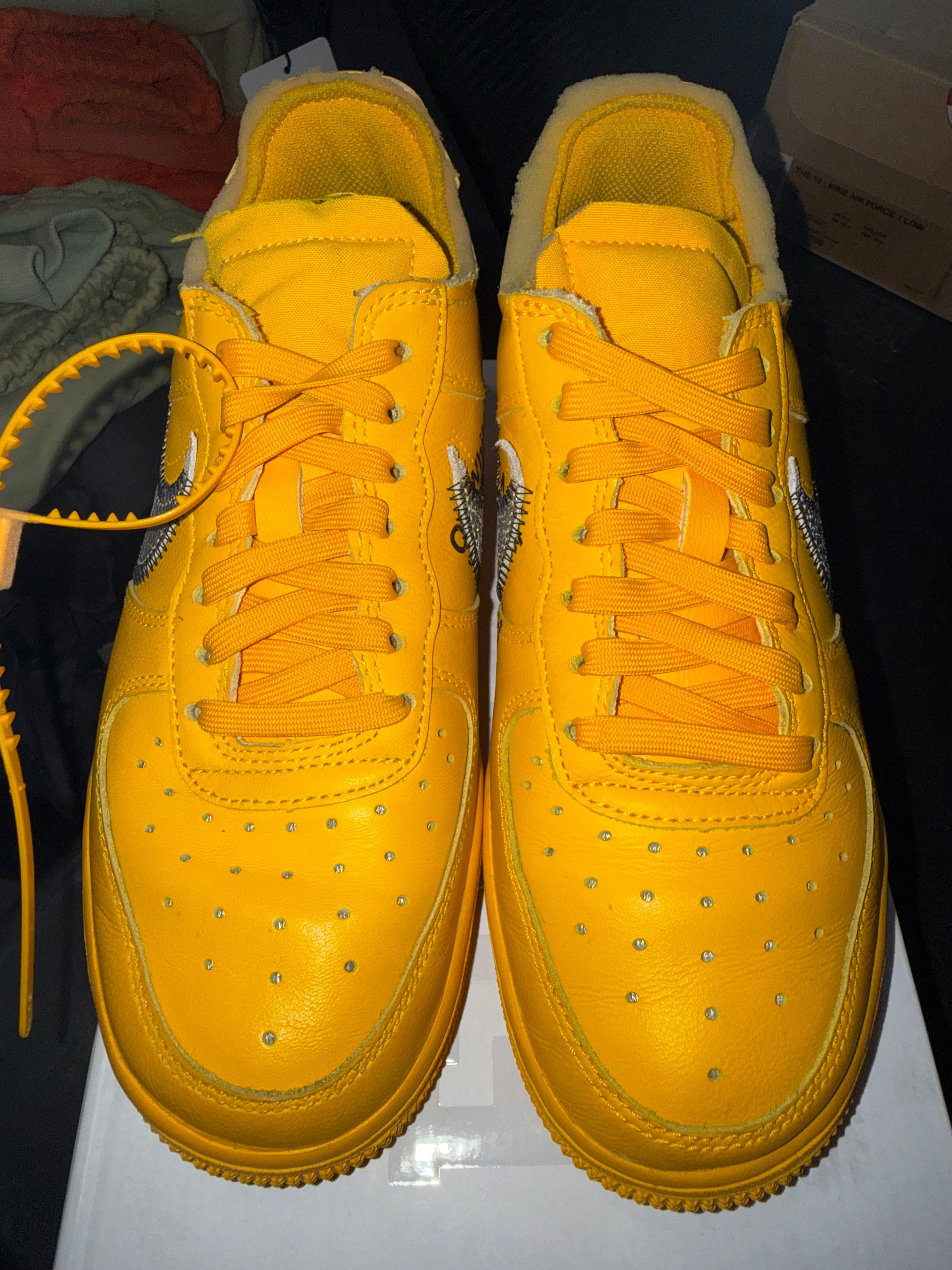Nike Air Force 1 Low Off-White ICA University Gold
