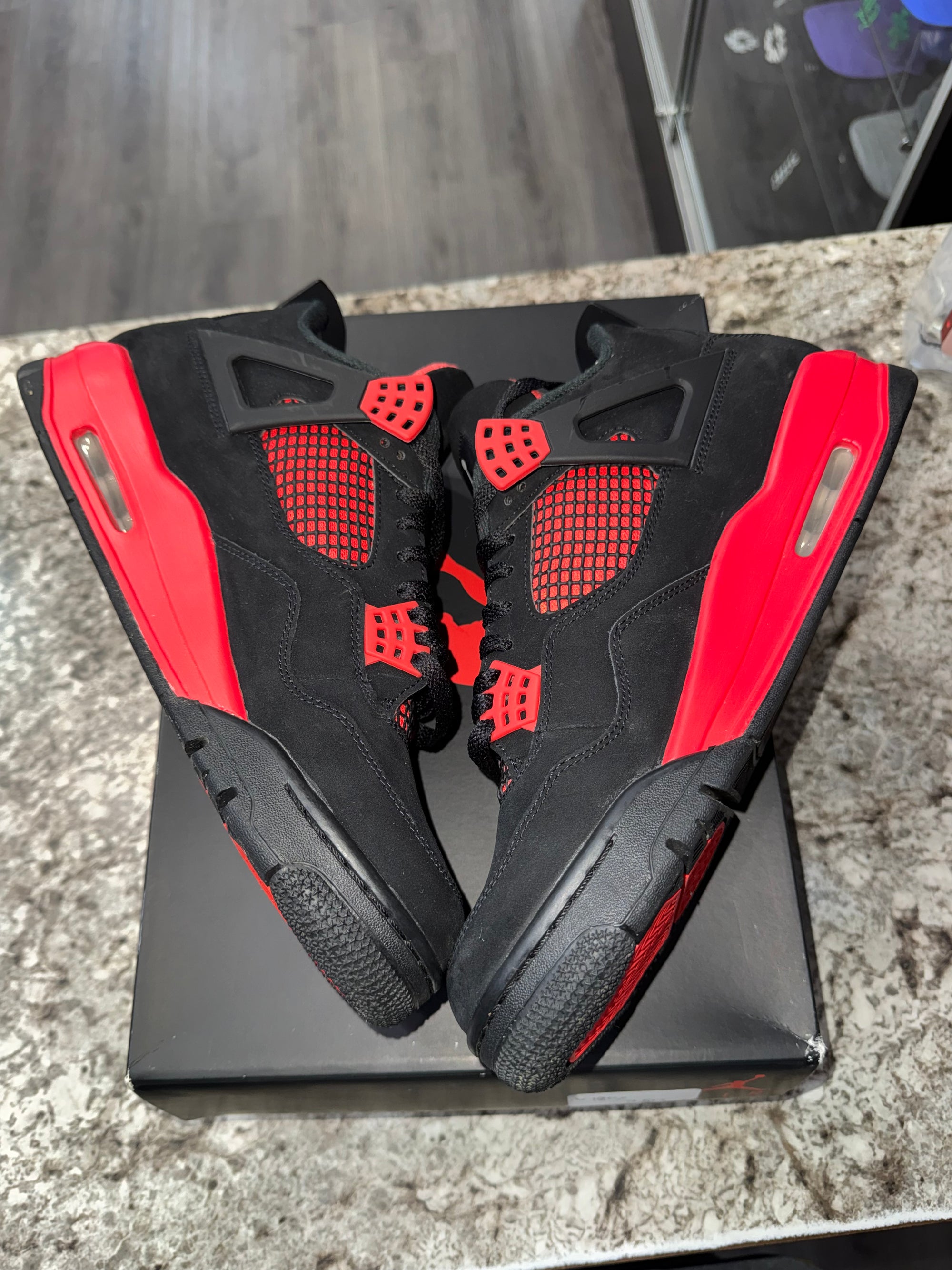 Jordan 4 Retro Red Thunder