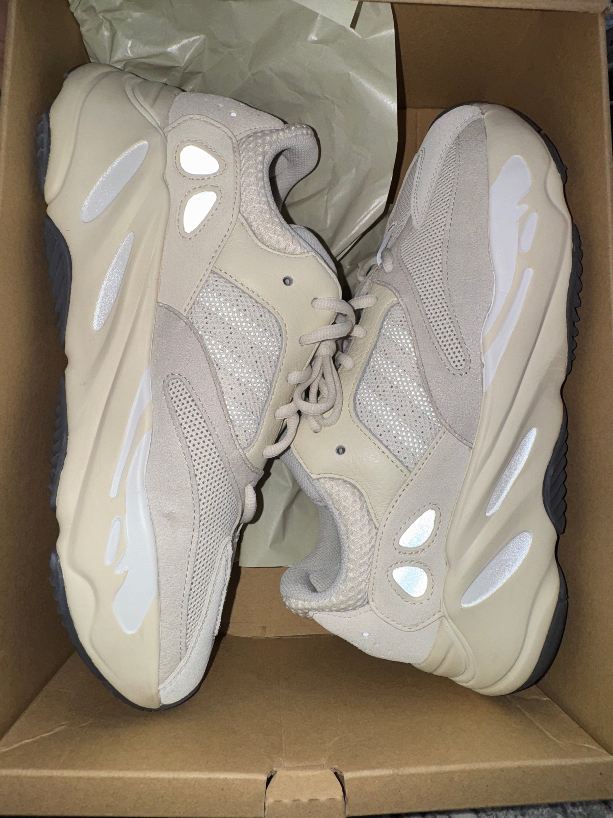 adidas Yeezy Boost 700 Analog