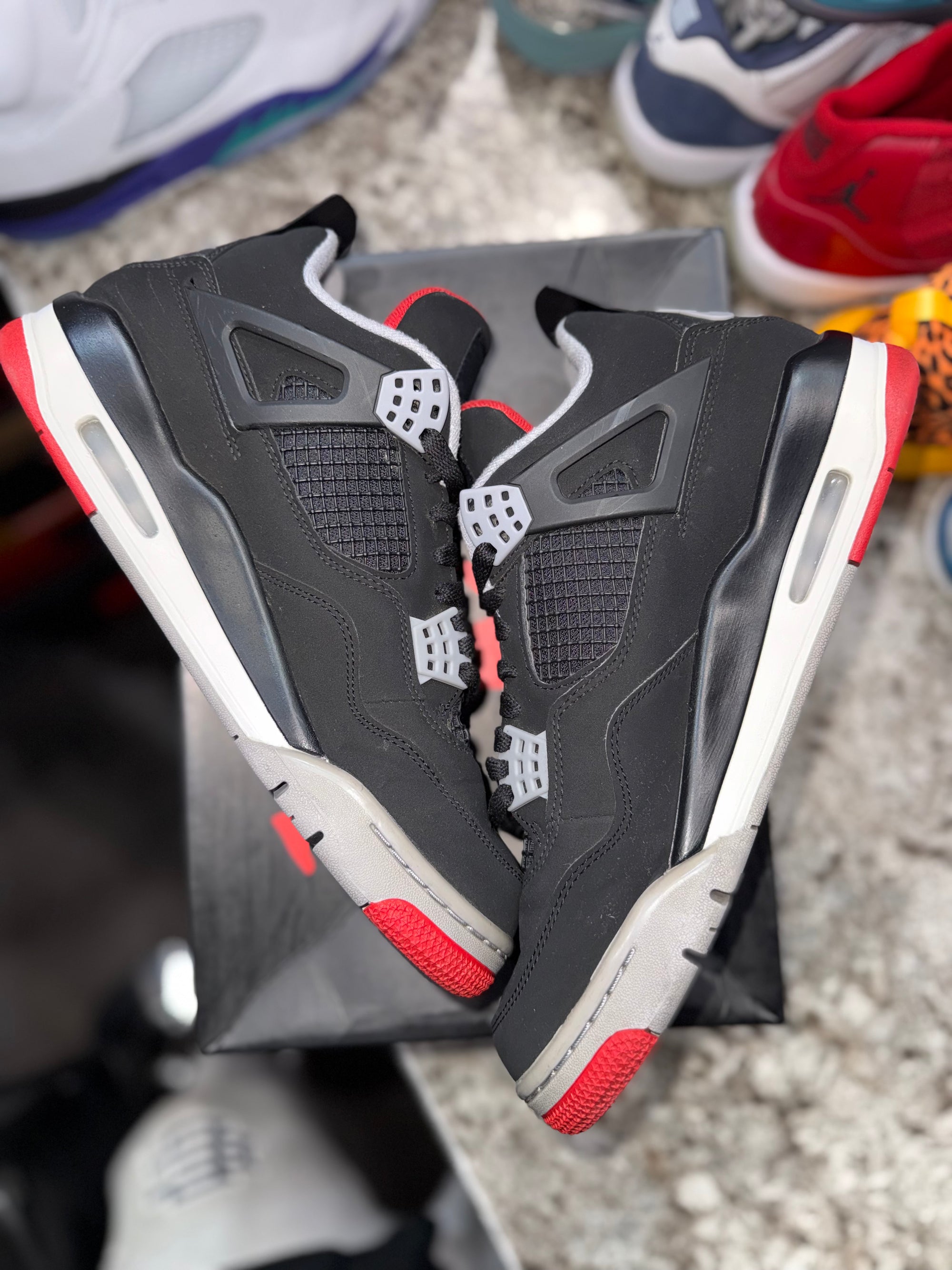 Jordan 4 Retro Bred (2019)