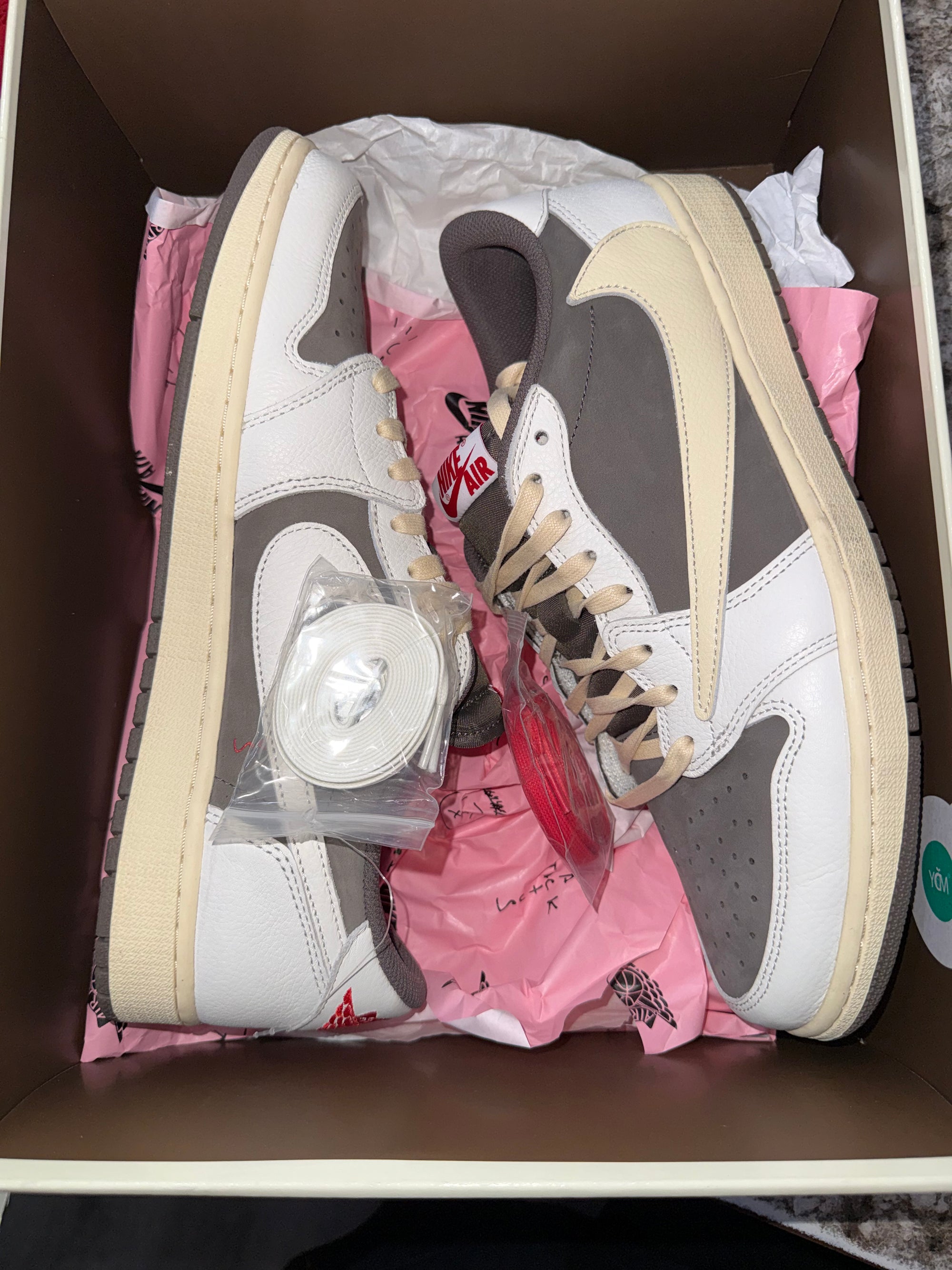 Jordan 1 Retro Low OG SP Travis Scott Reverse Mocha