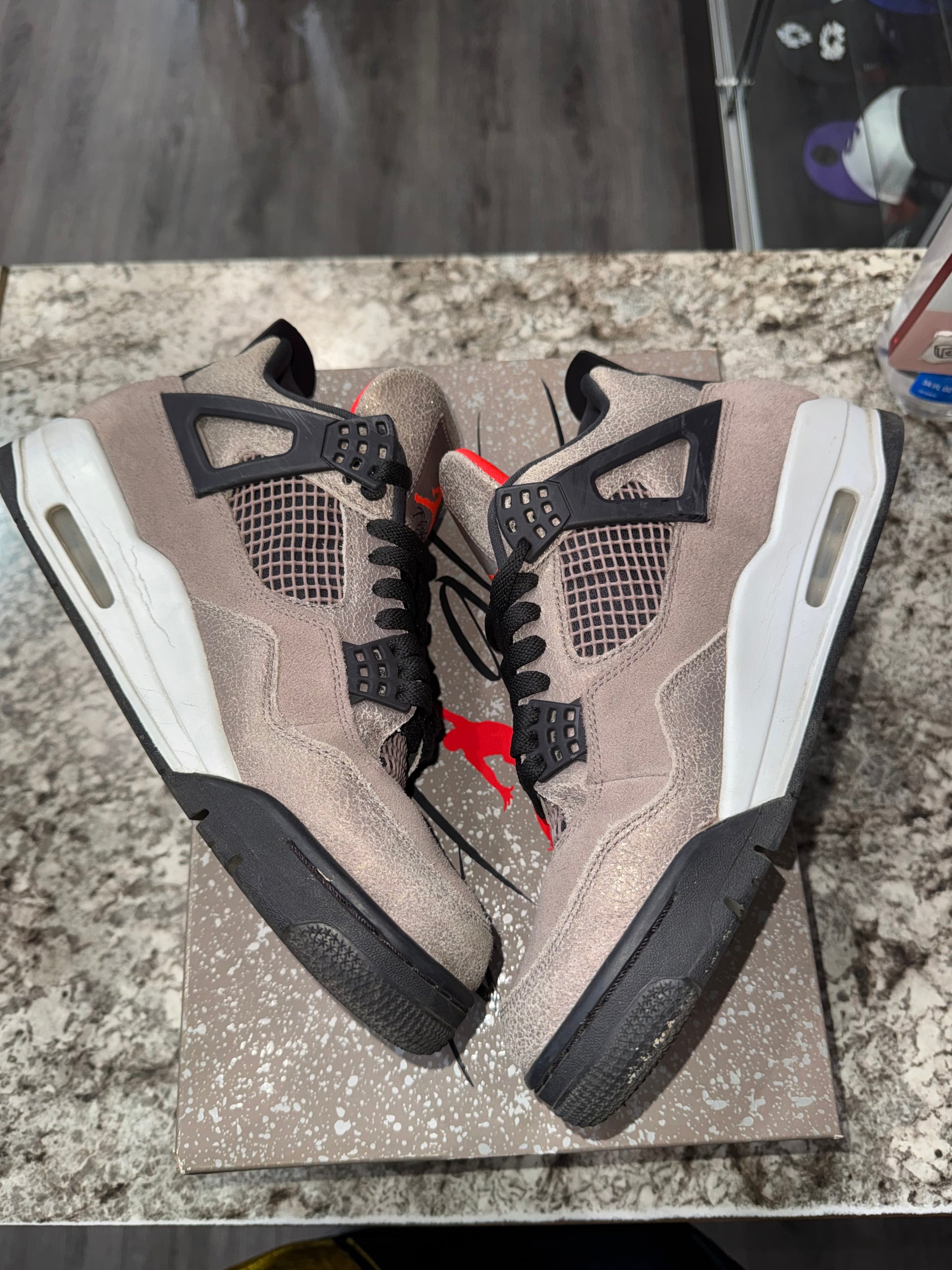 Jordan 4 Retro Taupe Haze