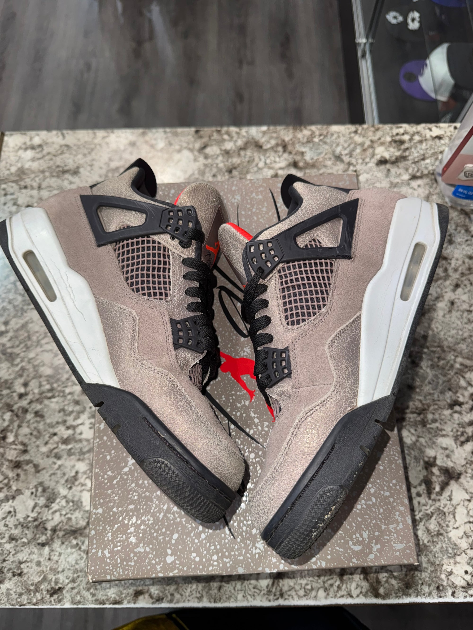 Jordan 4 Retro Taupe Haze