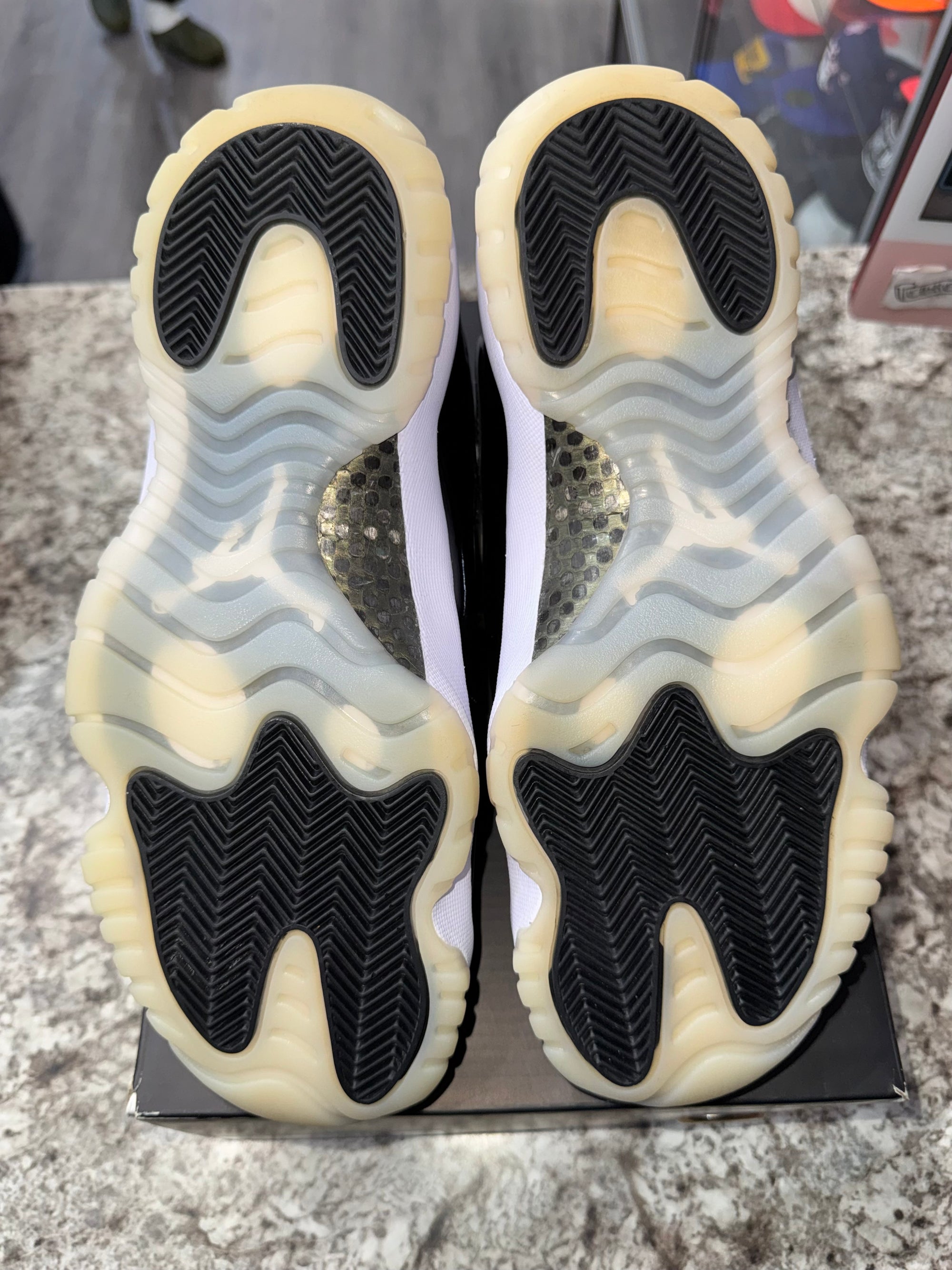 Jordan 11 Retro DMP Gratitude (2023)