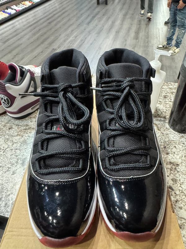 Jordan 11 Retro Playoffs Bred (2019)