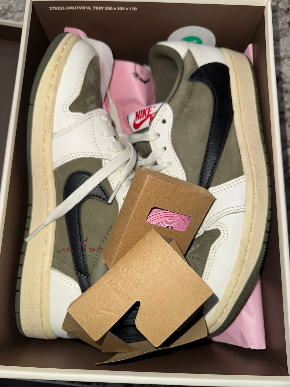 Jordan 1 Retro Low OG SP Travis Scott Medium Olive