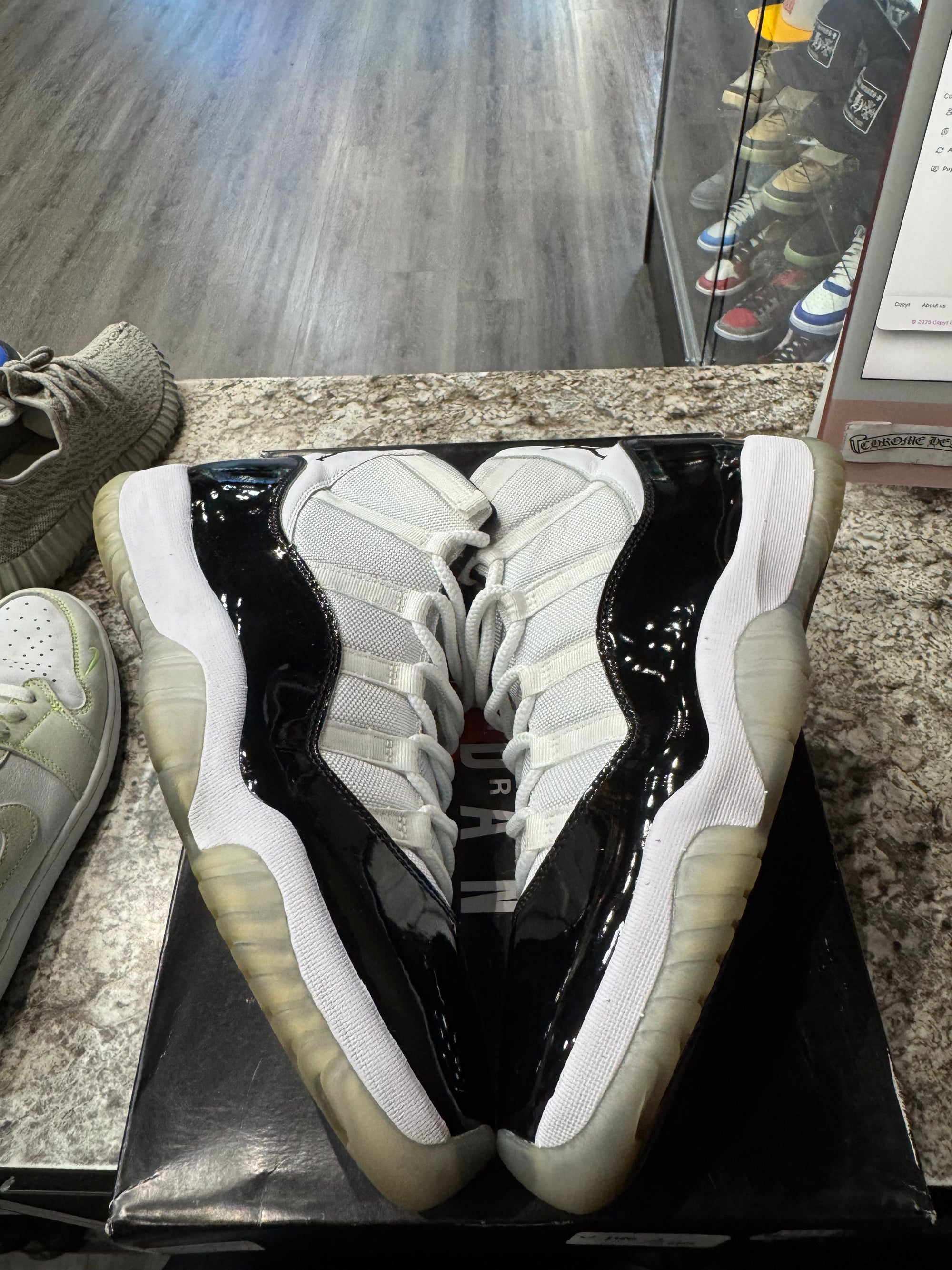 Jordan 11 Retro Concord (2018)