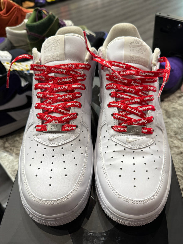 Nike Air Force 1 Low Supreme White