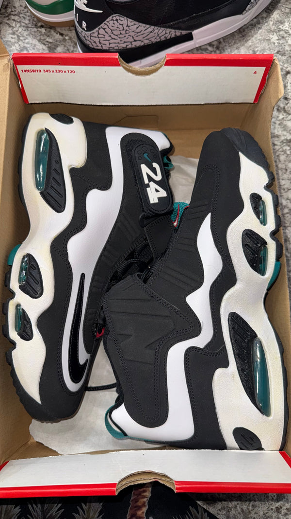 Nike Air Griffey Max 1 White Freshwater (2021) (YELLOWING) (YARD SALE)